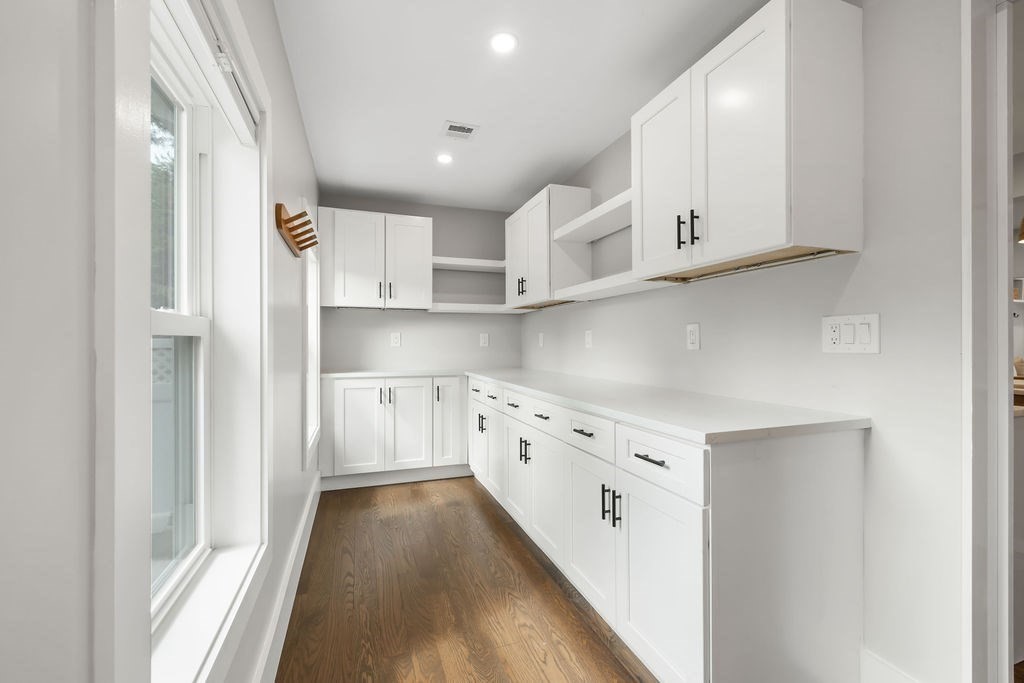27 Connecticut Ave Property Photo 9