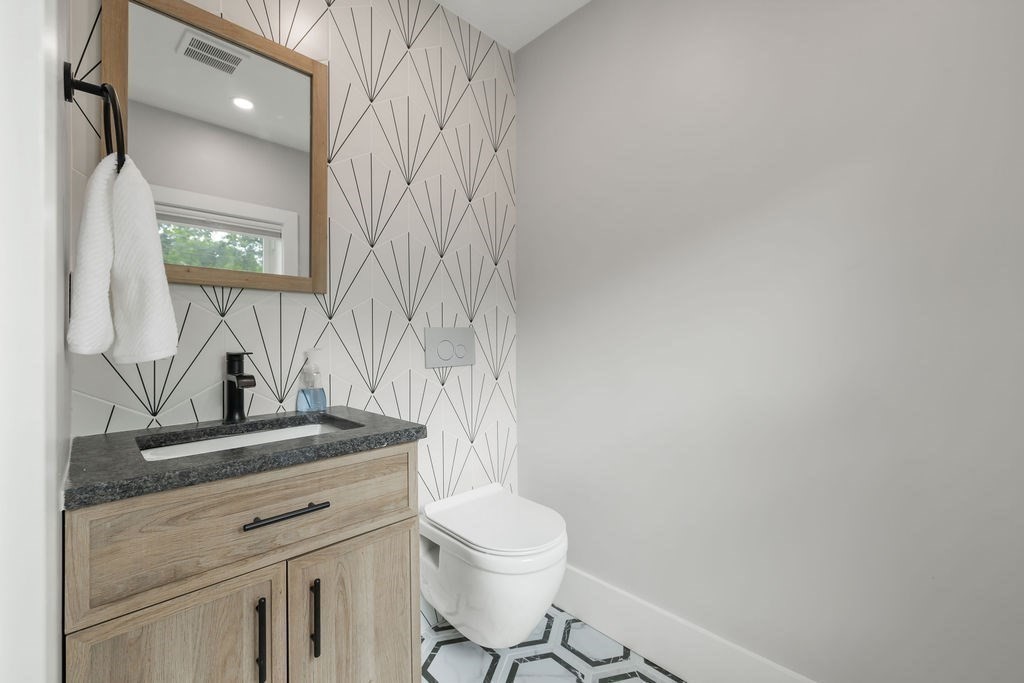 27 Connecticut Ave Property Photo 10