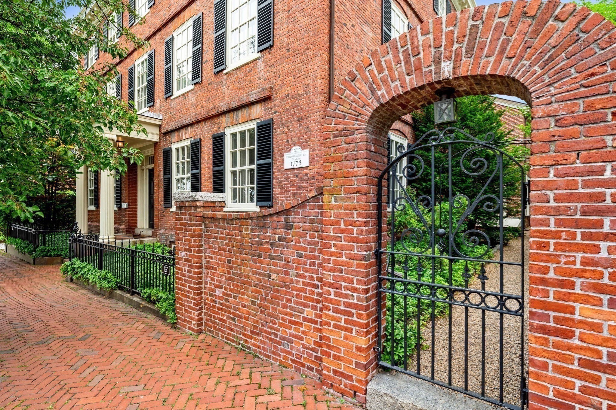 19 Federal St Property Photo 37