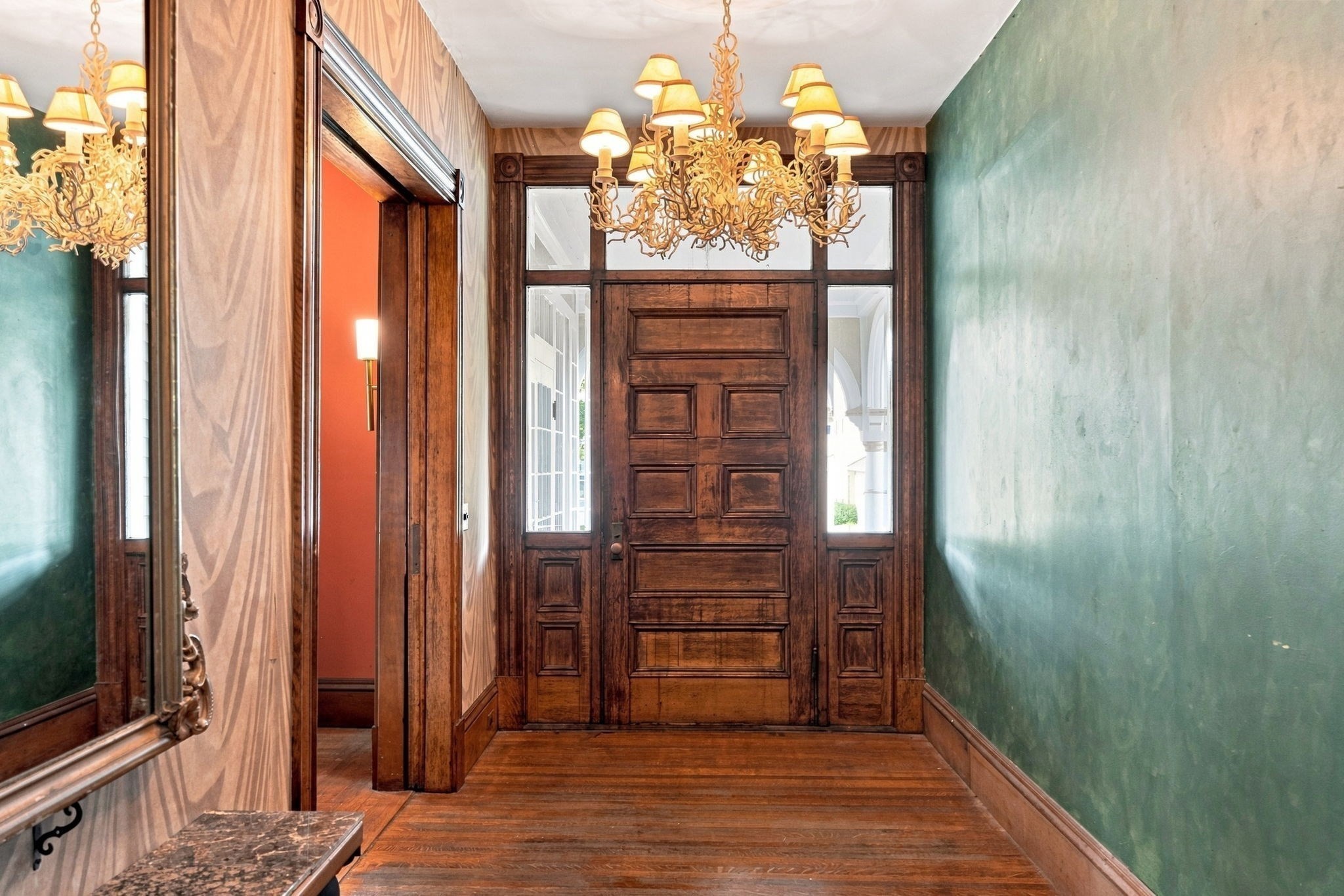 25 Avon St Property Photo 6