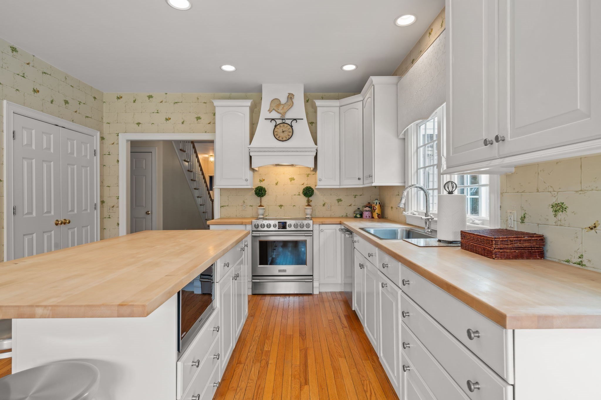 65 Deerpath Road Property Photo 10