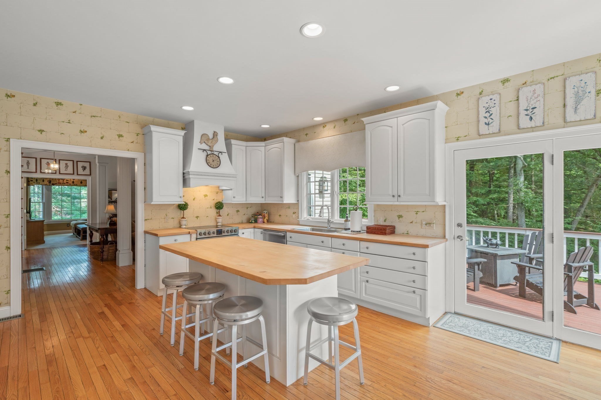 65 Deerpath Road Property Photo 12