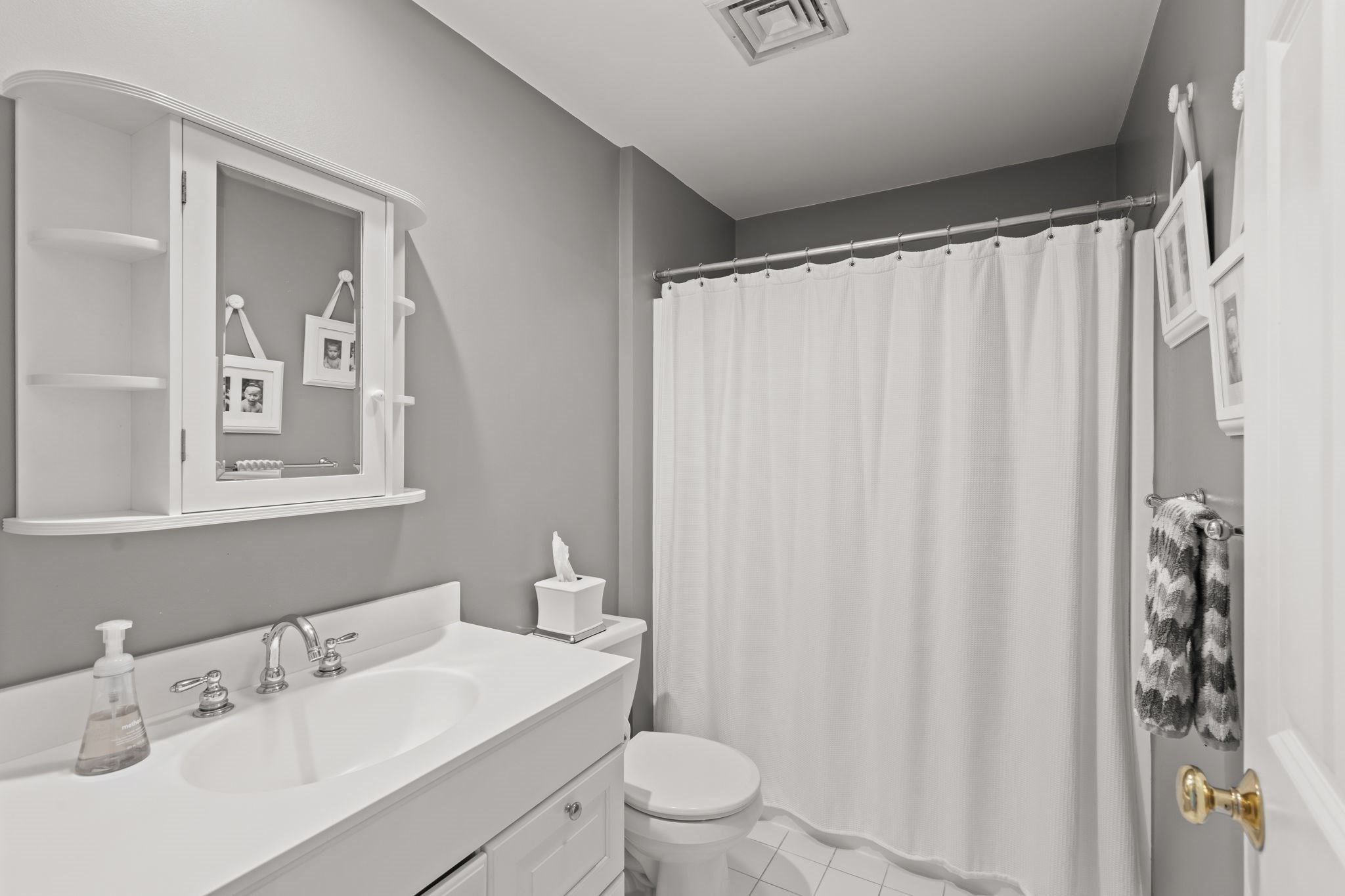 65 Deerpath Road Property Photo 24