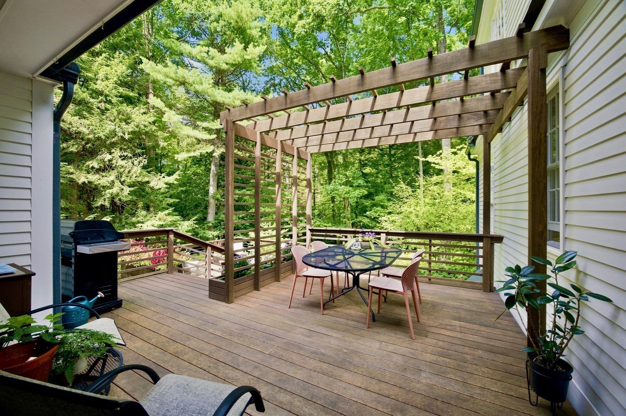 67 Woodlot Rd Property Photo 8