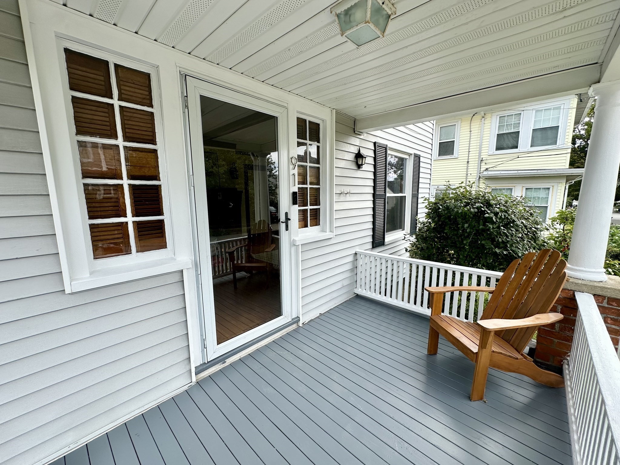 91 Davis St Property Photo 4