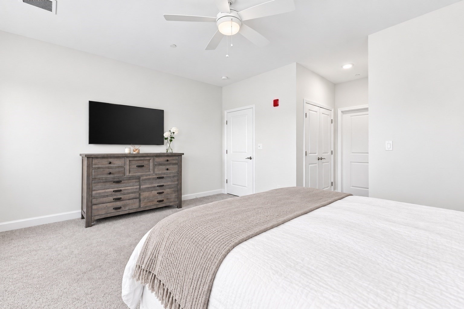 60 Coppersmith Way # 401 Property Photo 10
