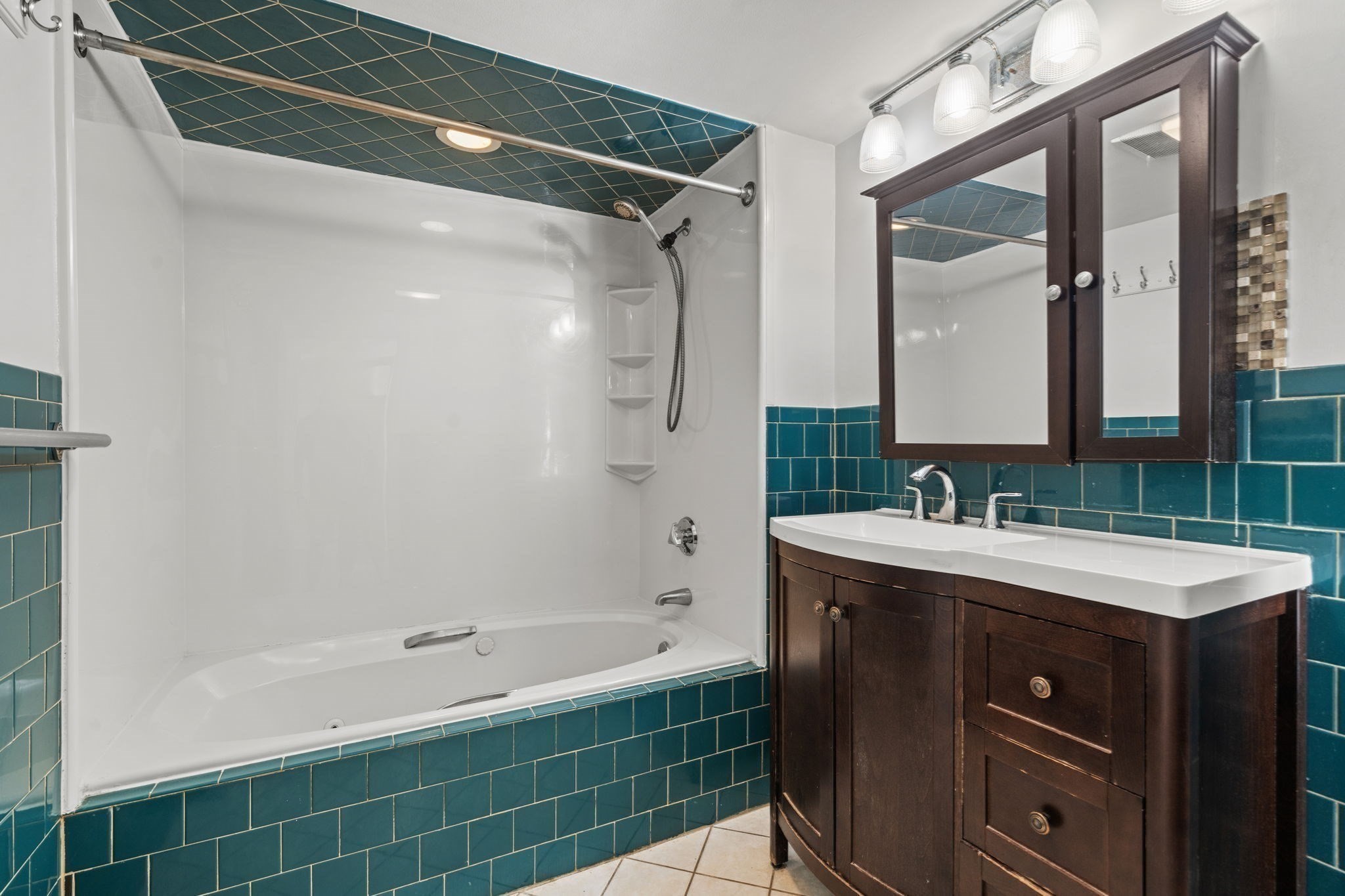 27 Northbourne Rd Property Photo 14