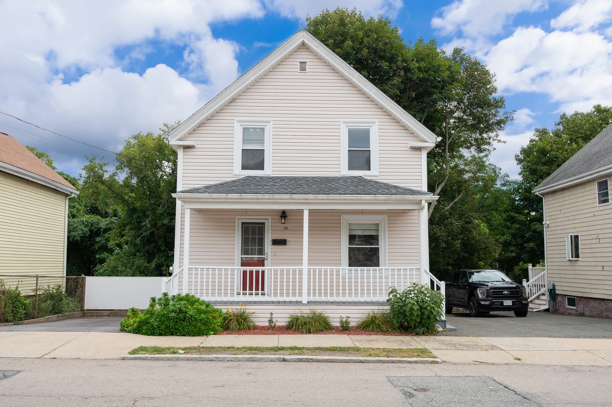 28 Endicott Street