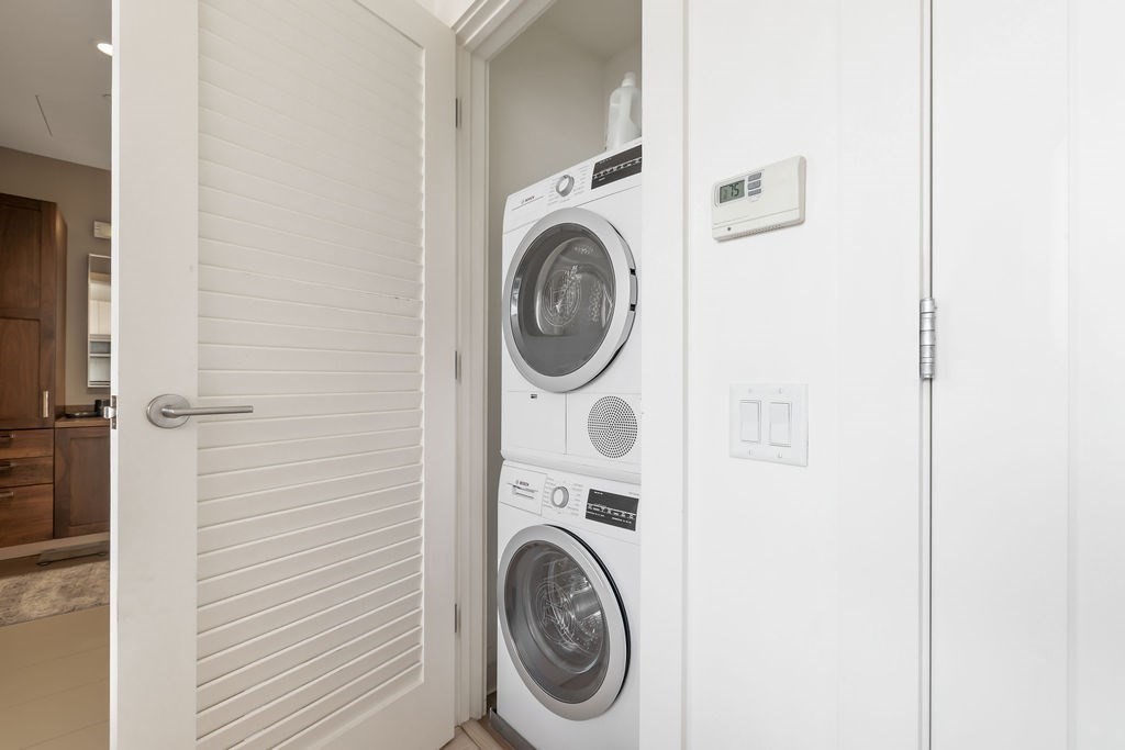 32 Traveler St # 411 Property Photo 12