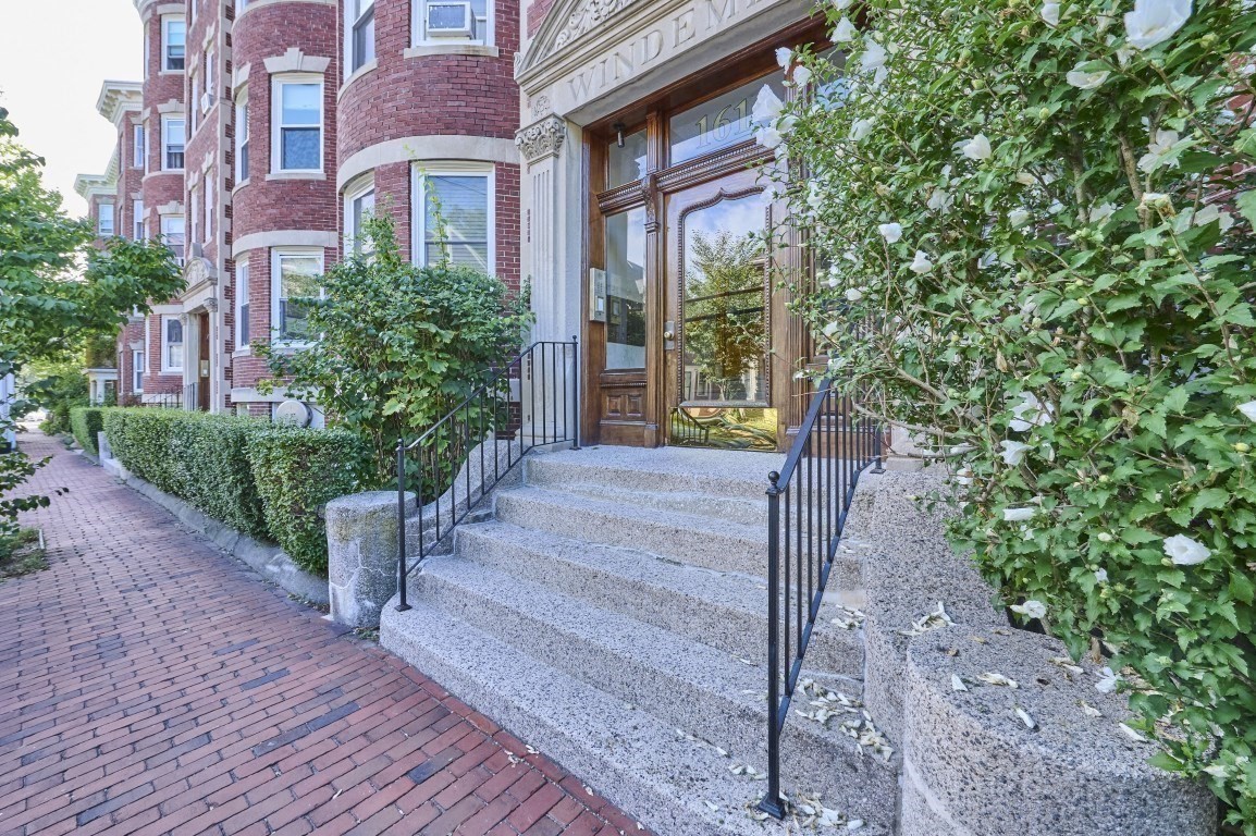 161 Hancock # B Property Photo 2