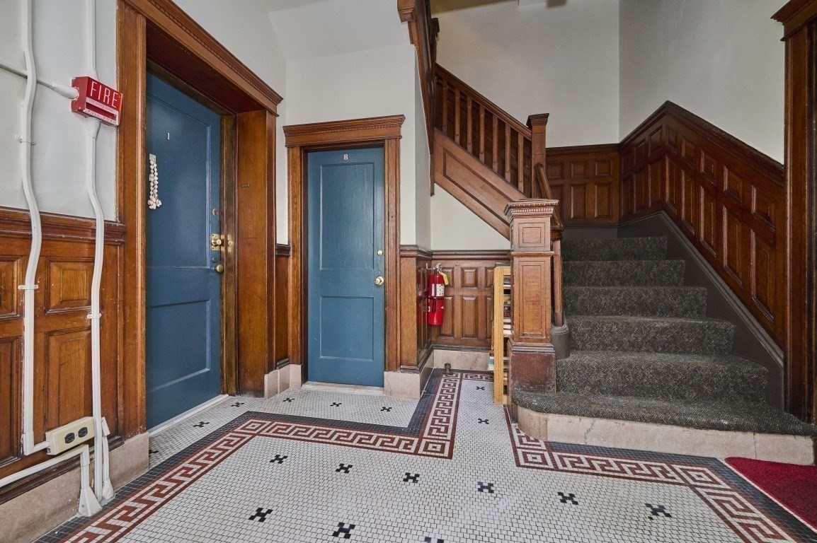 161 Hancock # B Property Photo 4