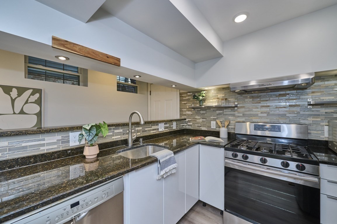 161 Hancock # B Property Photo 8