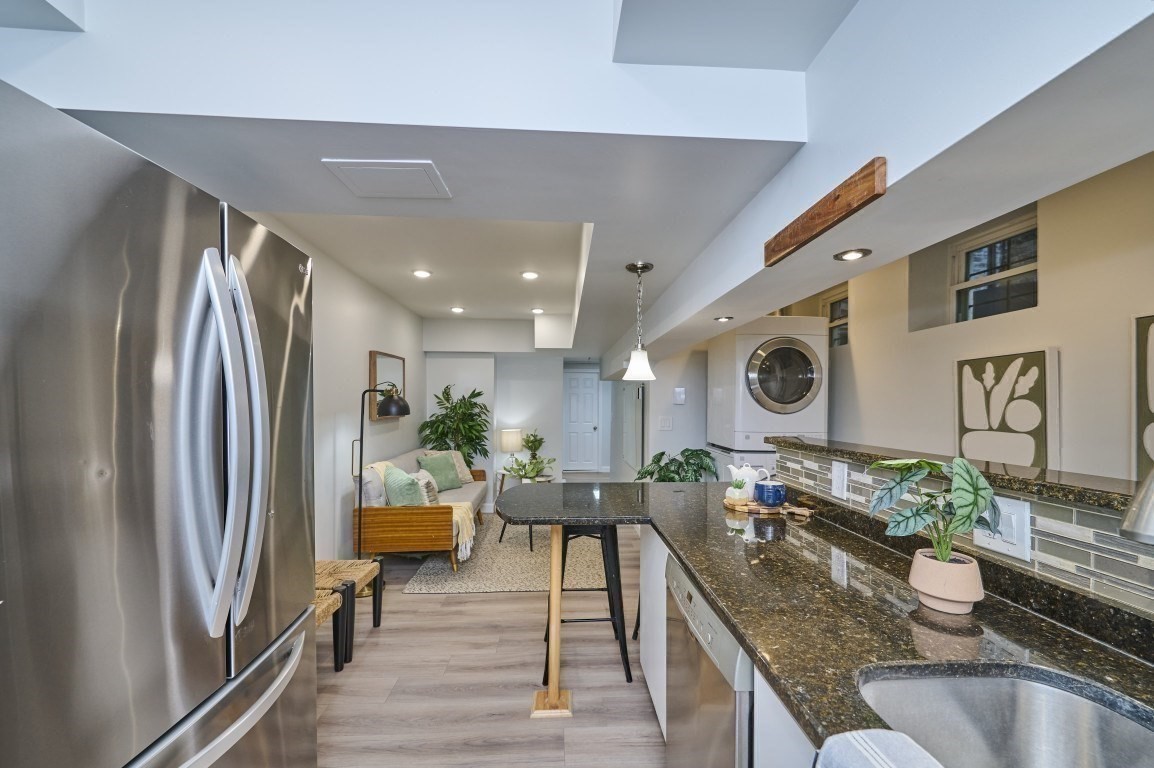 161 Hancock # B Property Photo 12