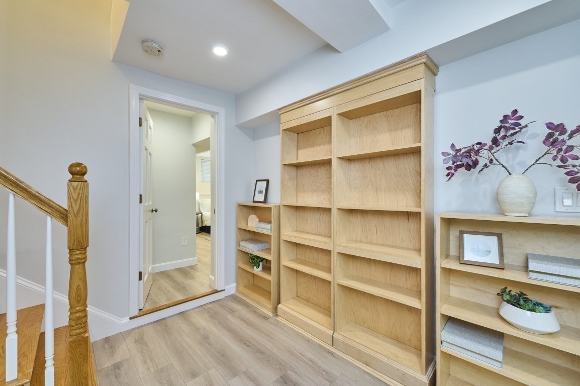 161 Hancock # B Property Photo 17