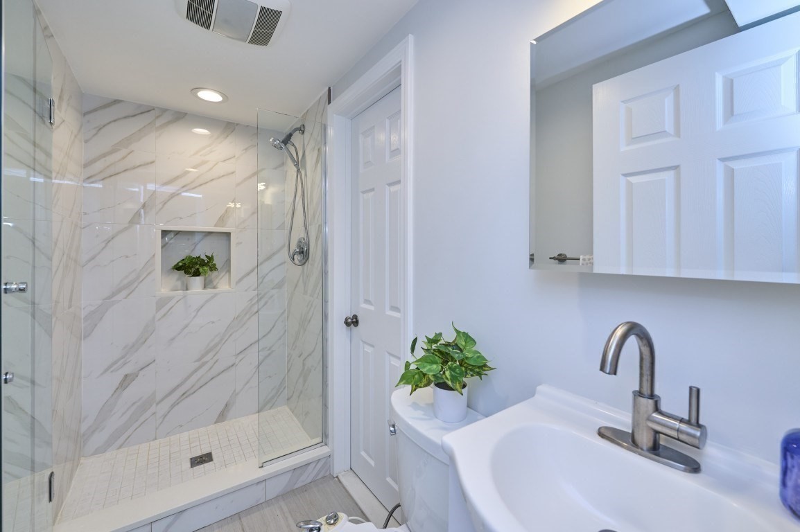 161 Hancock # B Property Photo 22