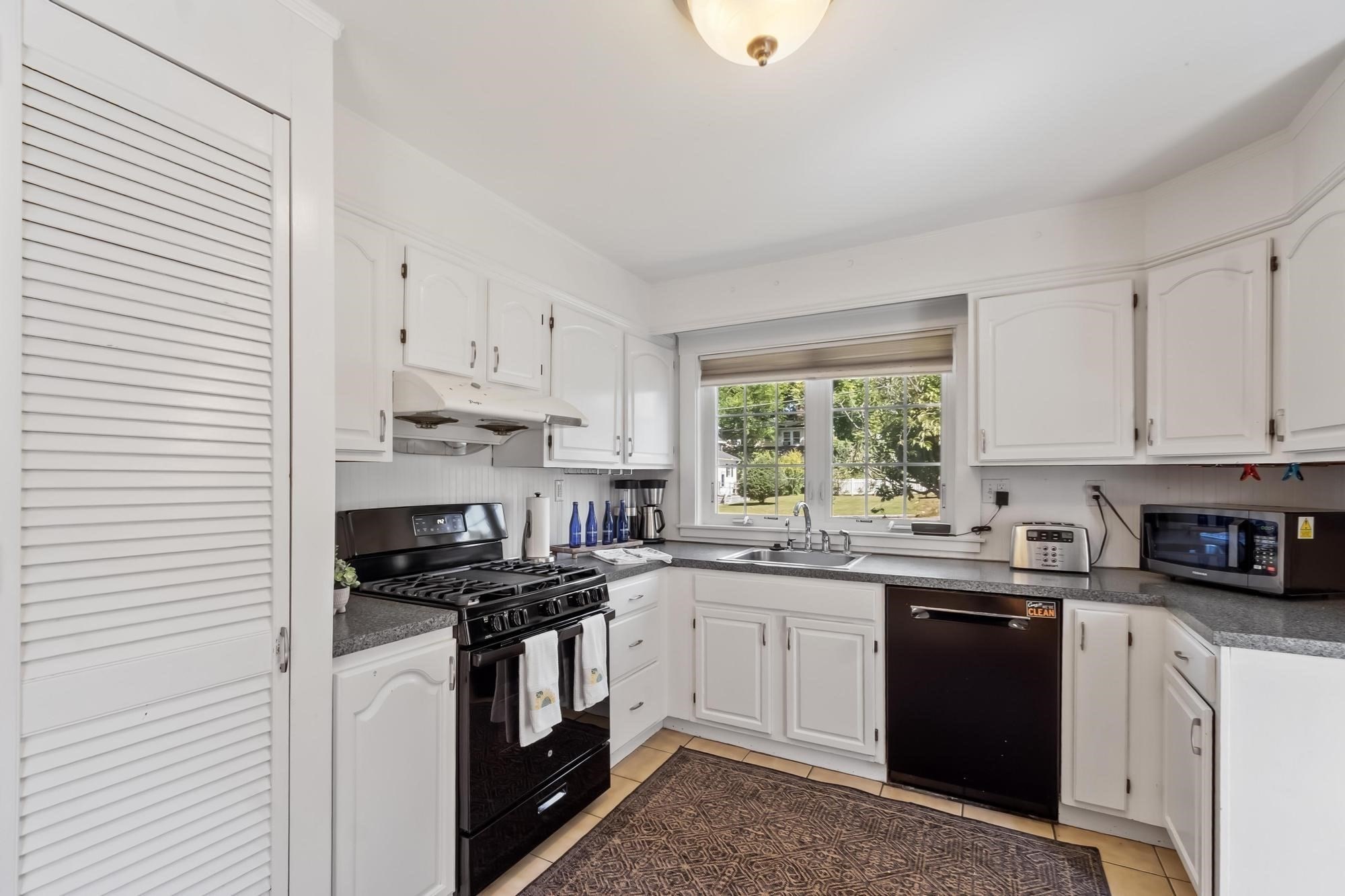 713 E Merrimack Street Property Photo 16