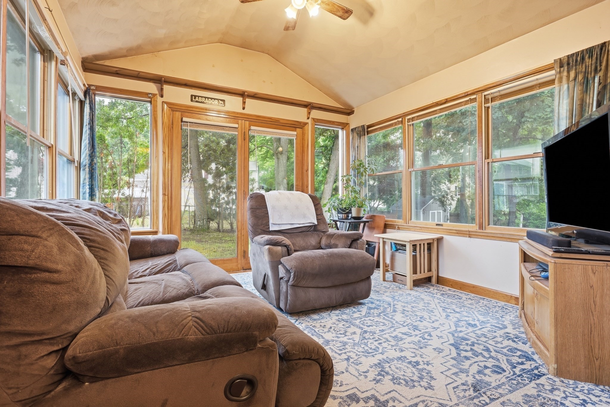 34 Oak Knoll Rd Property Photo 9