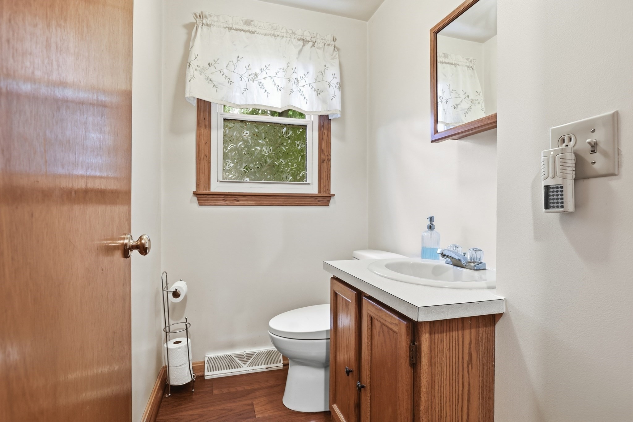 34 Oak Knoll Rd Property Photo 10