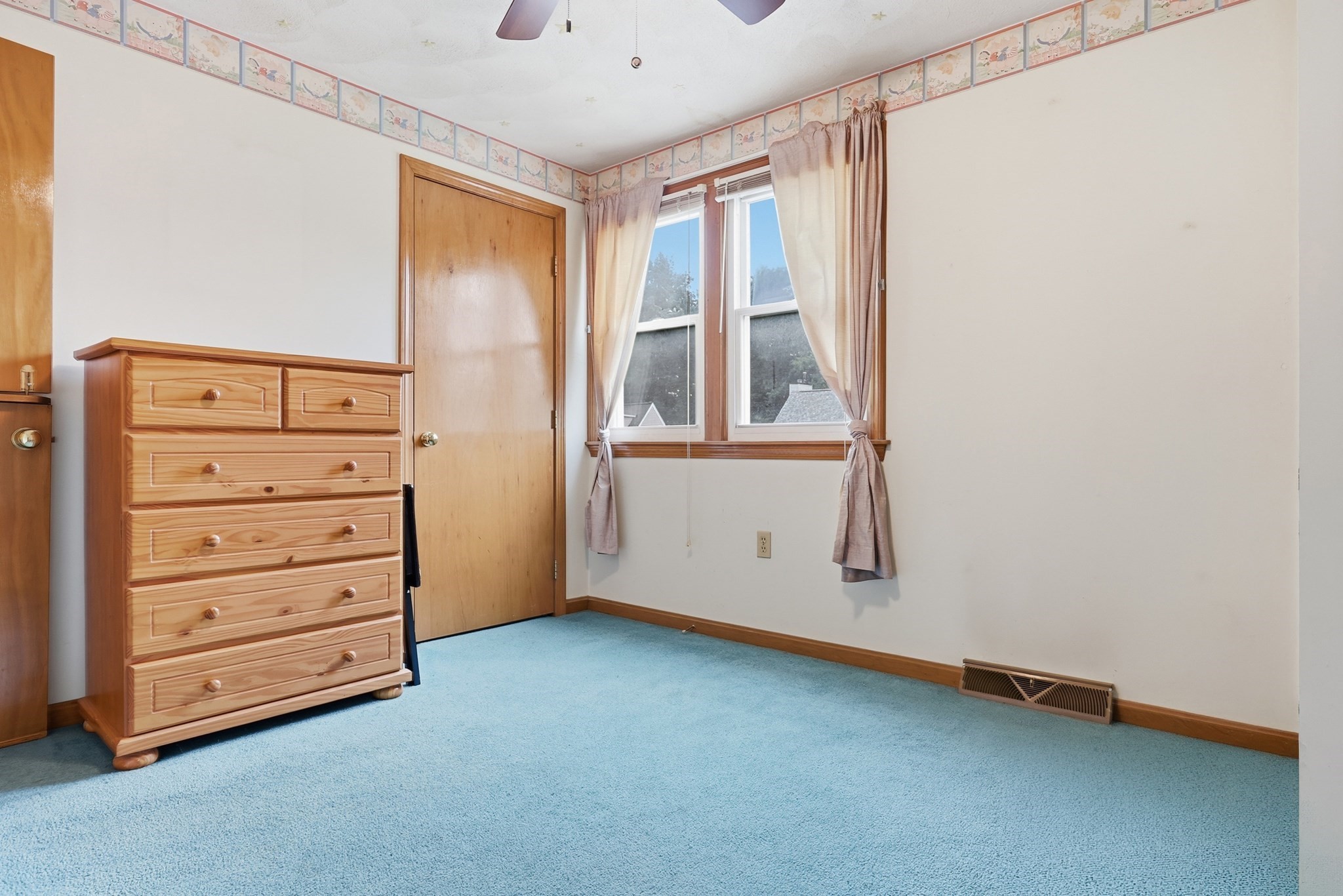 34 Oak Knoll Rd Property Photo 14