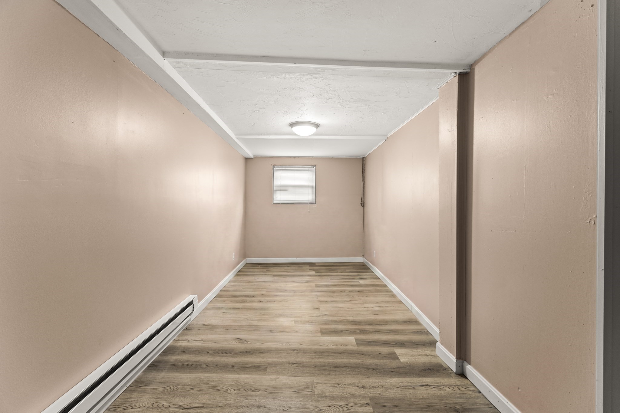 1190 Pleasant St Property Photo 23