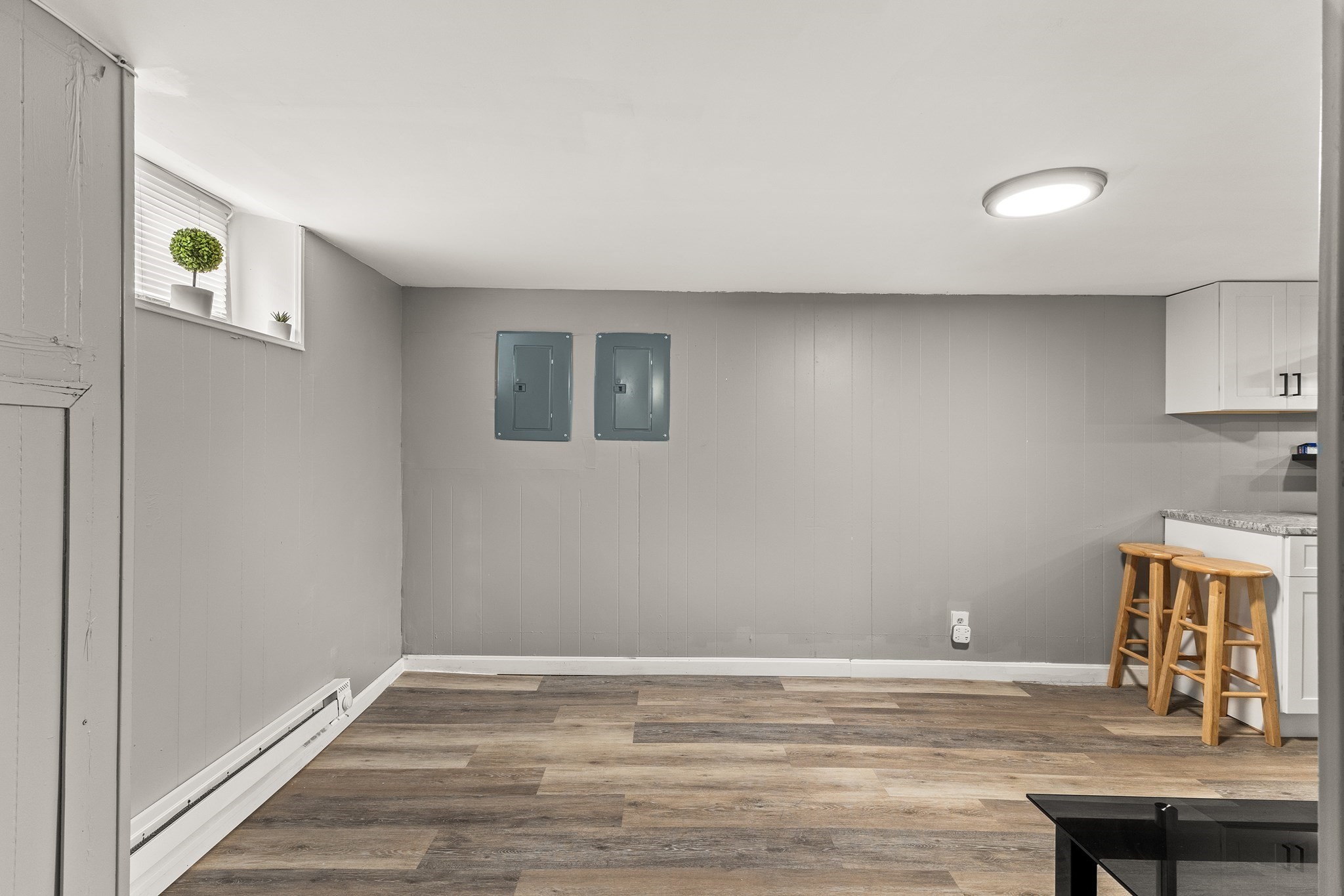 1190 Pleasant St Property Photo 25