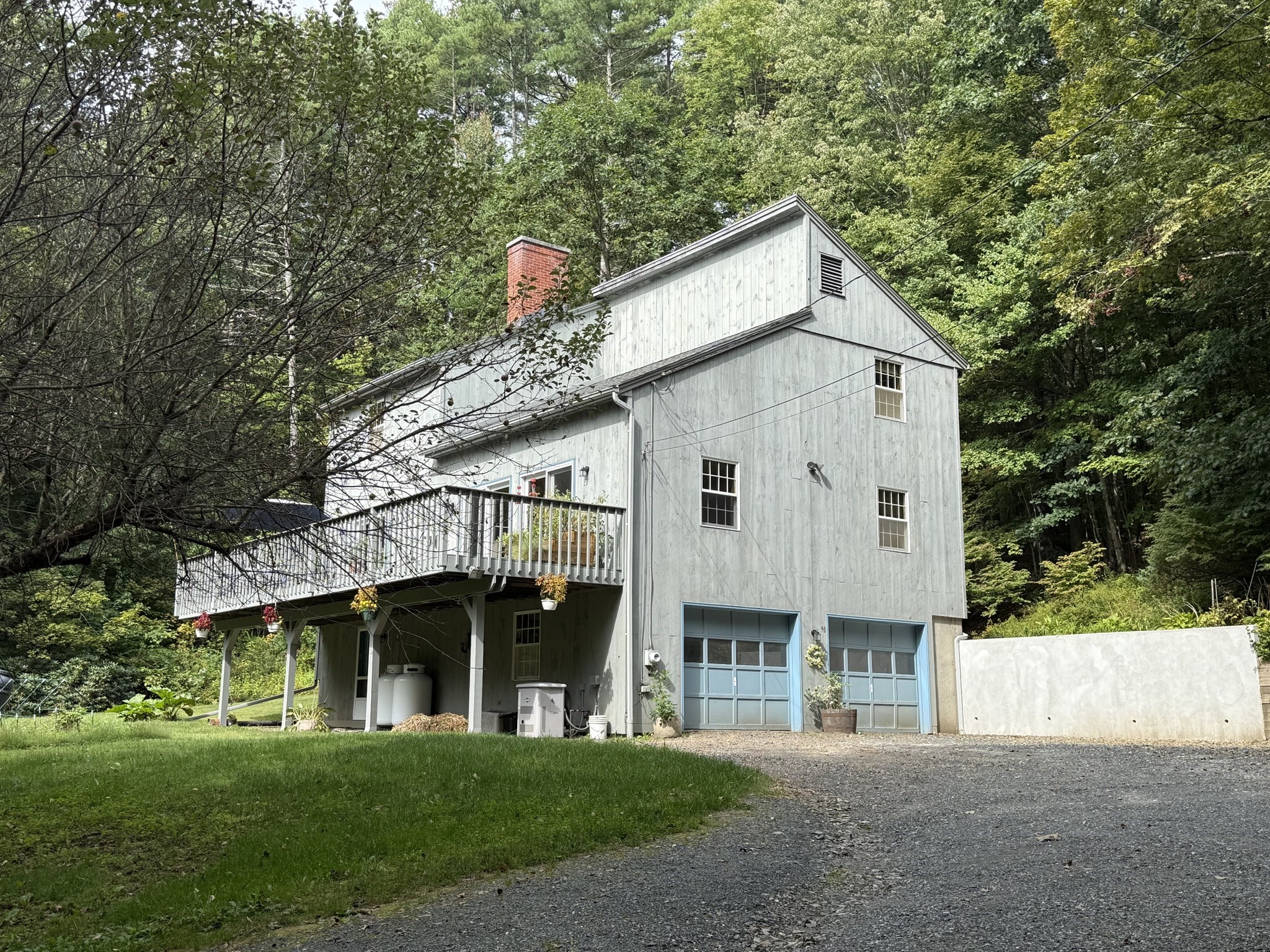 90 North Cross Road Property Photo 1