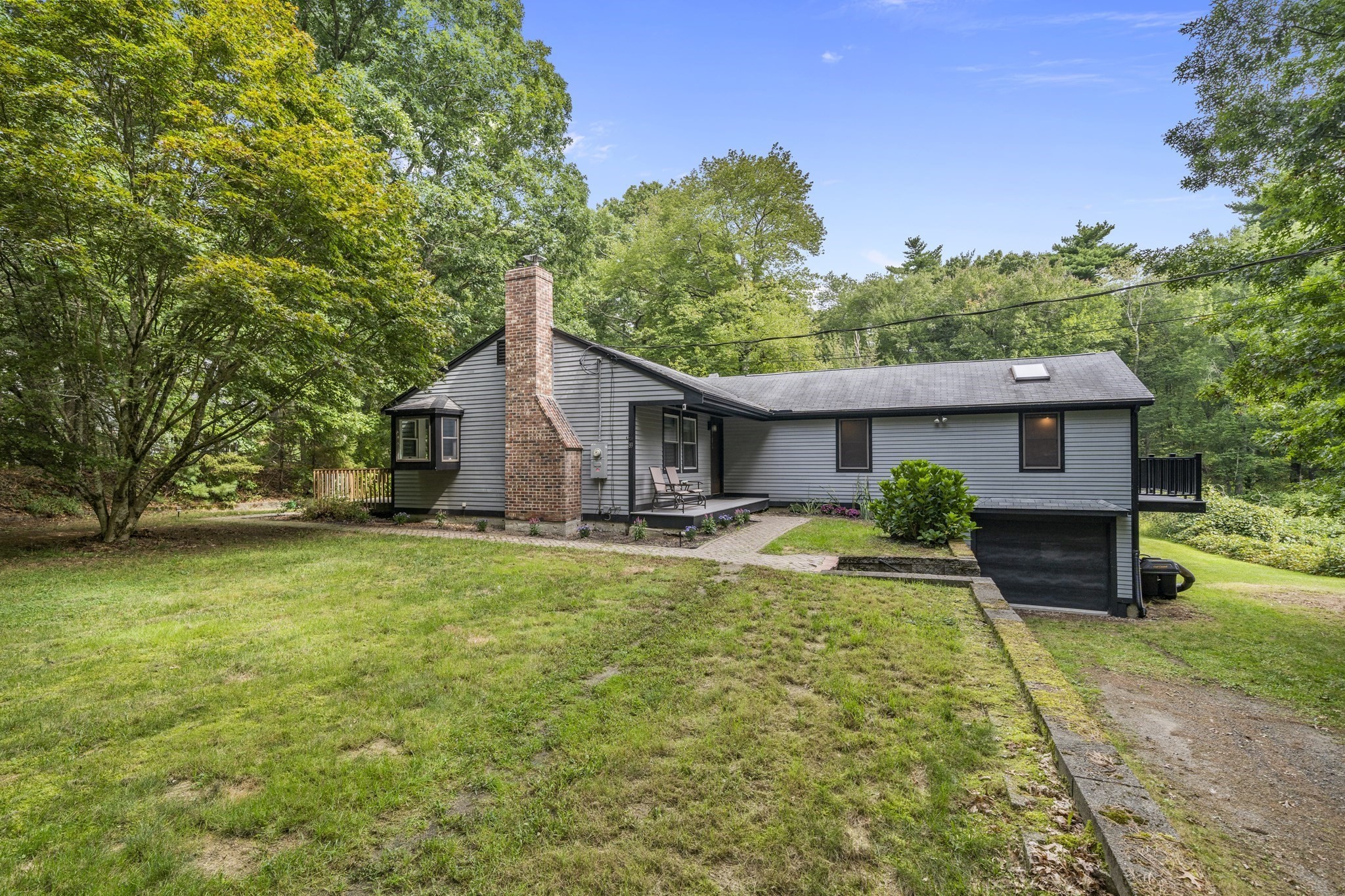 89 Ring Rd Property Photo 2