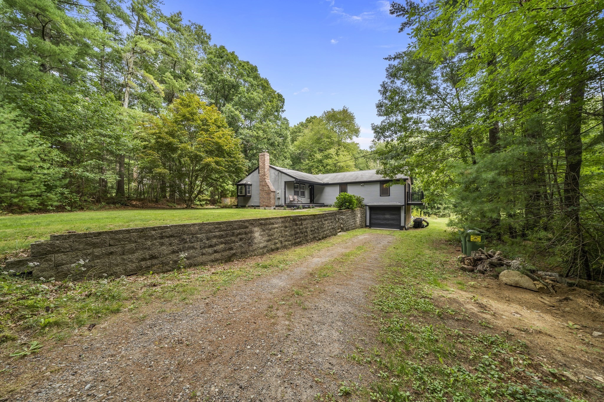 89 Ring Rd Property Photo 4