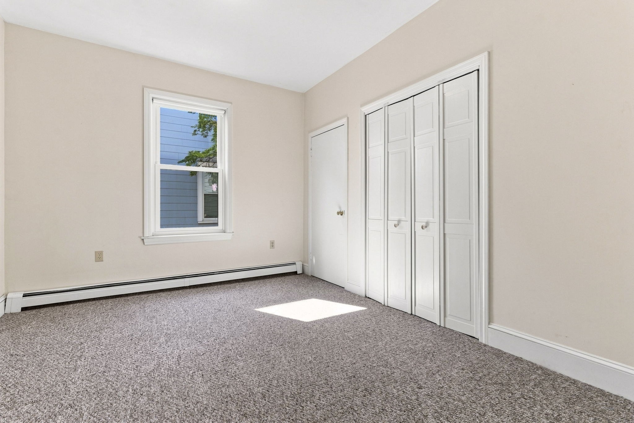 16 Usher Rd Property Photo 11