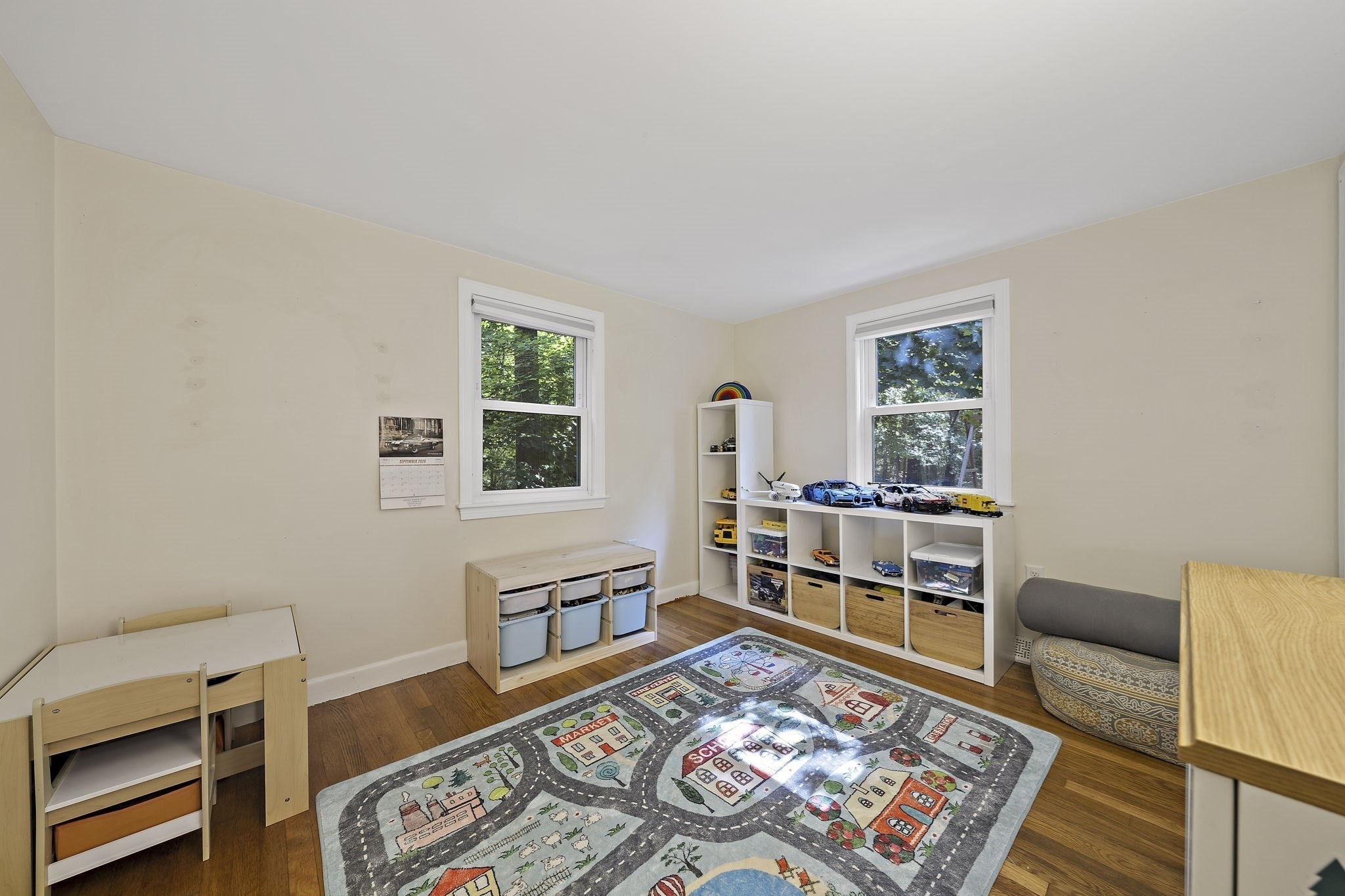 75 Oak St Property Photo 9