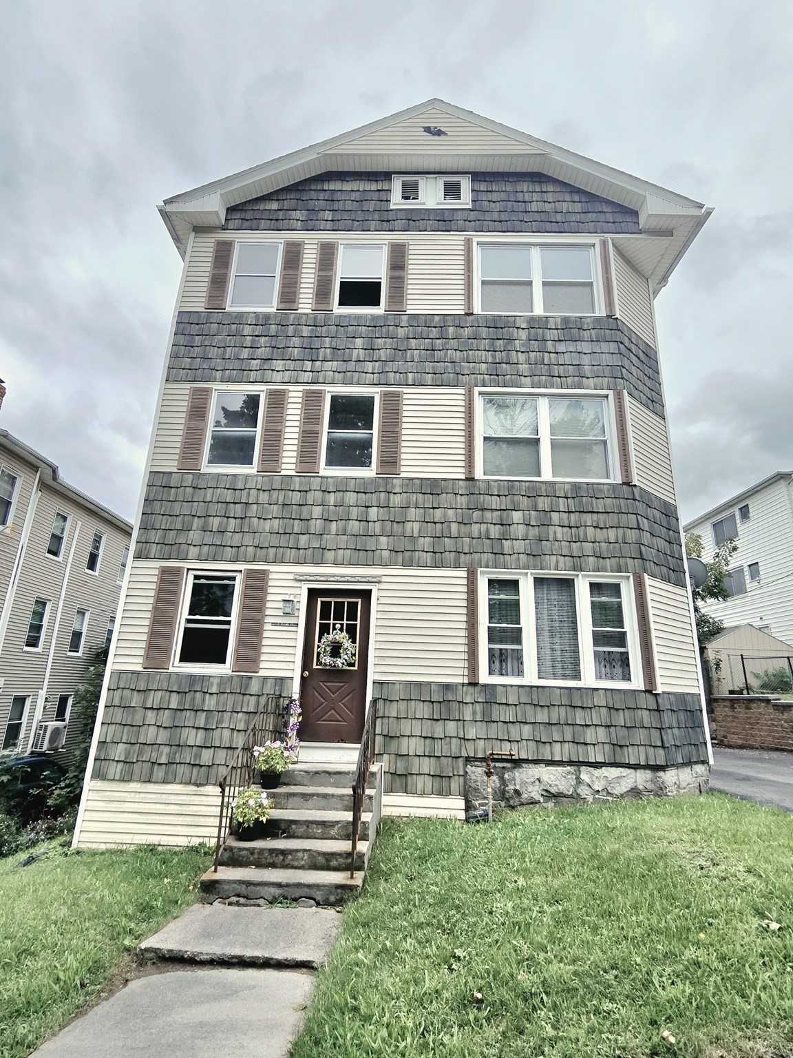 2 Village St # 3 Property Photo 1