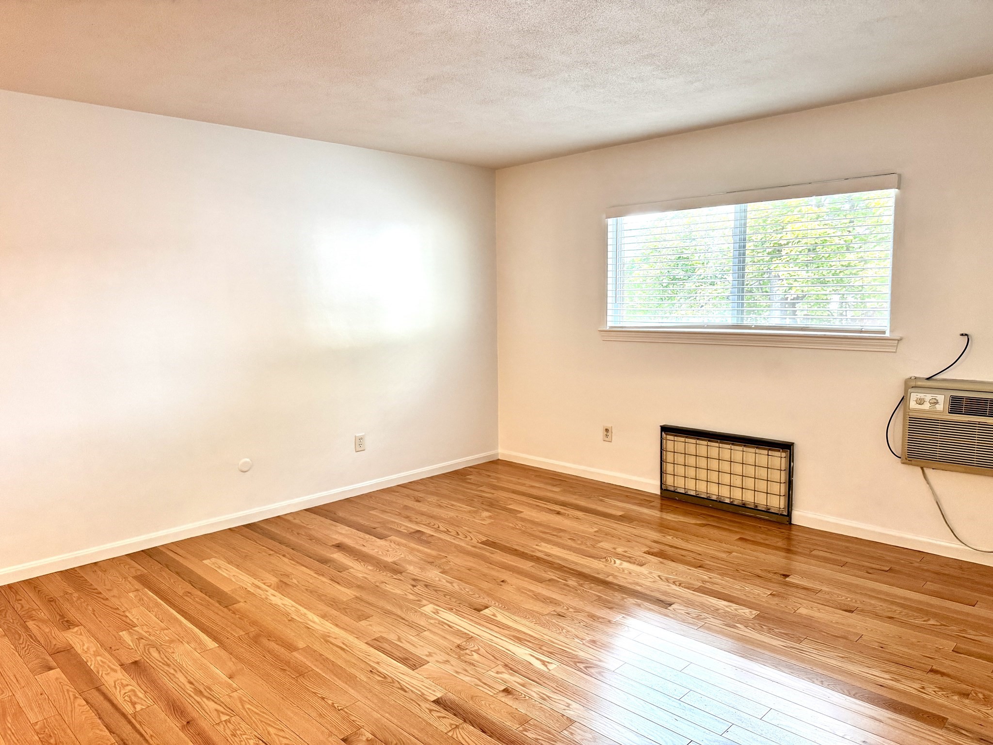 395 Revere Beach Pkwy # 2c Property Photo 4