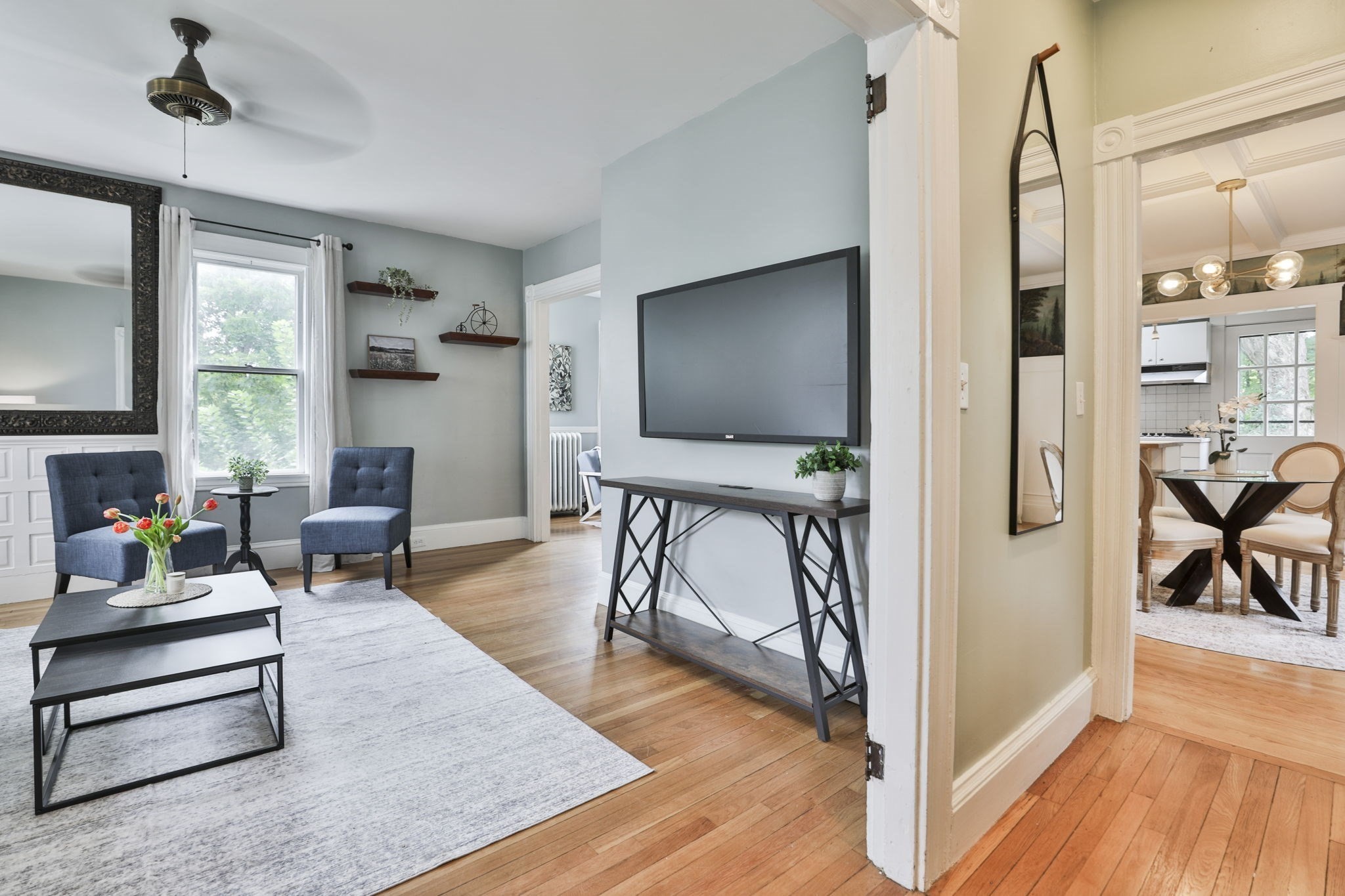 4 Hillside Ave Property Photo 6