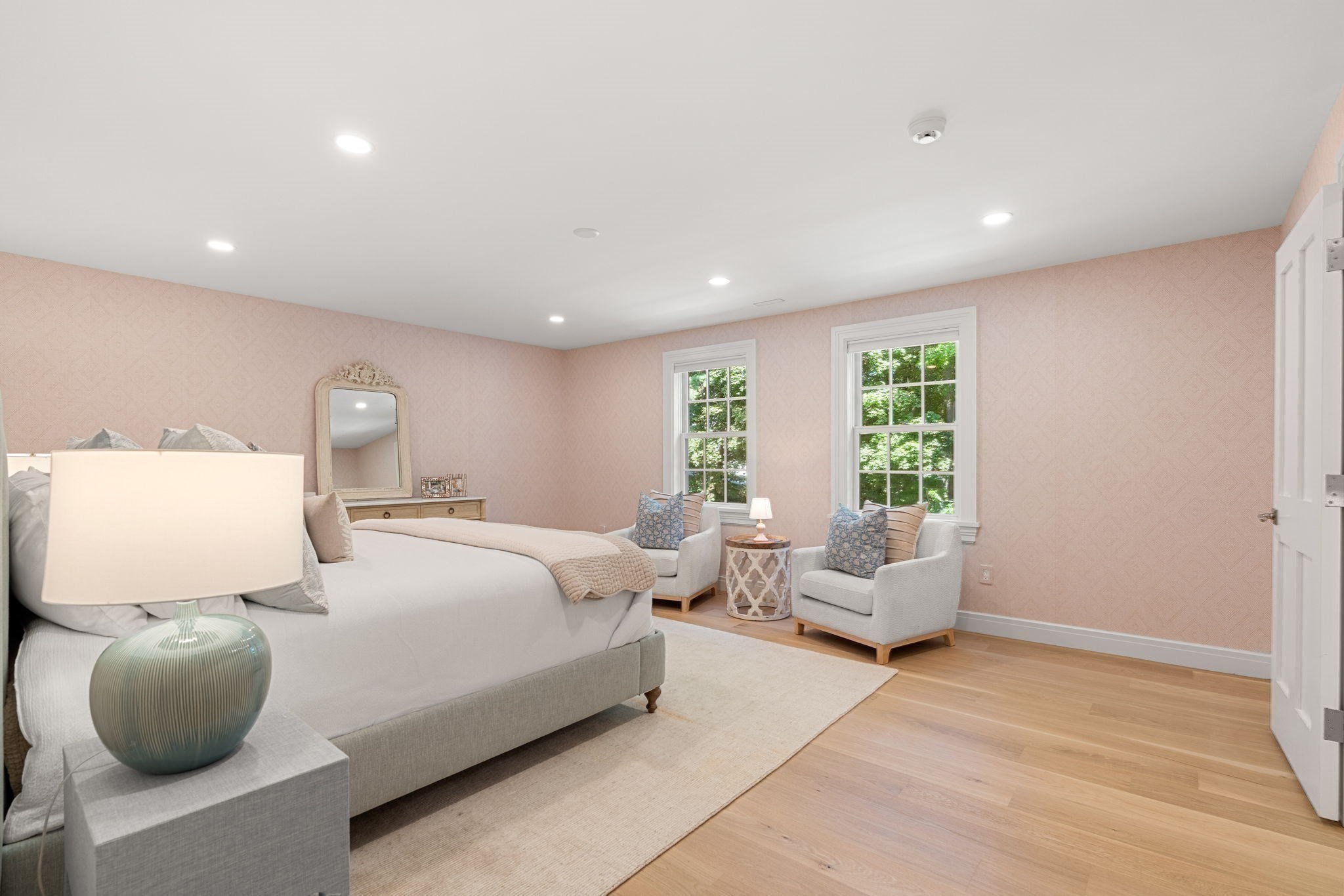 26 Toppans Lane Property Photo 22