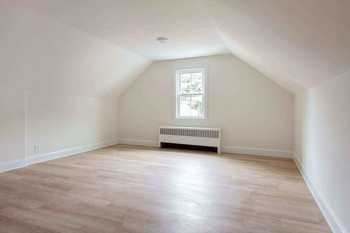 276 Cambridge Tpke Property Photo 19