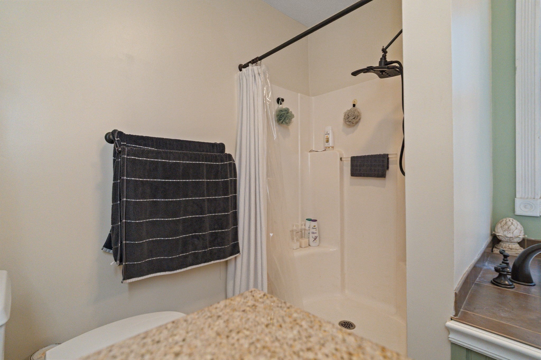 48 Orchard St Property Photo 18