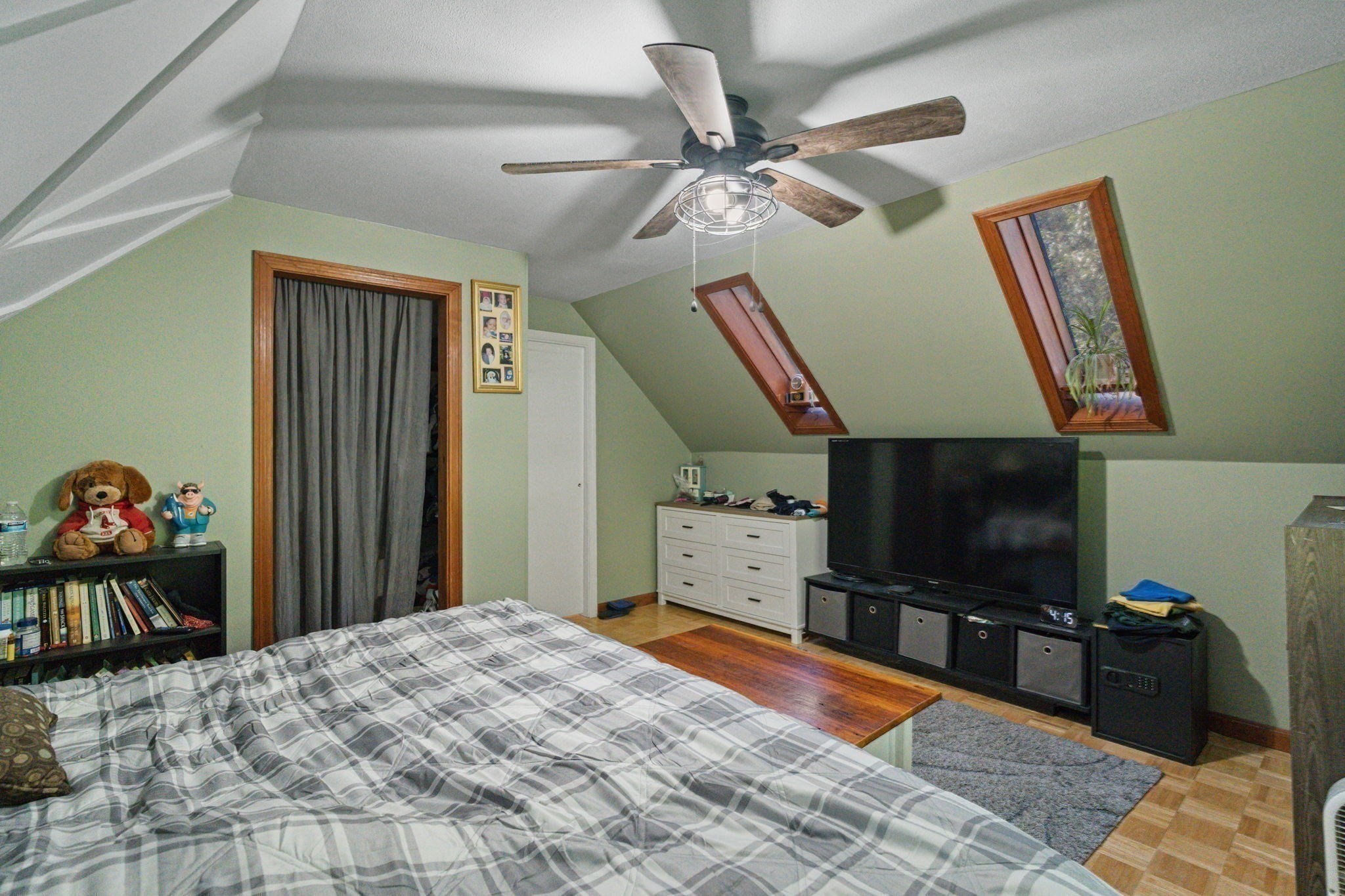 48 Orchard St Property Photo 24
