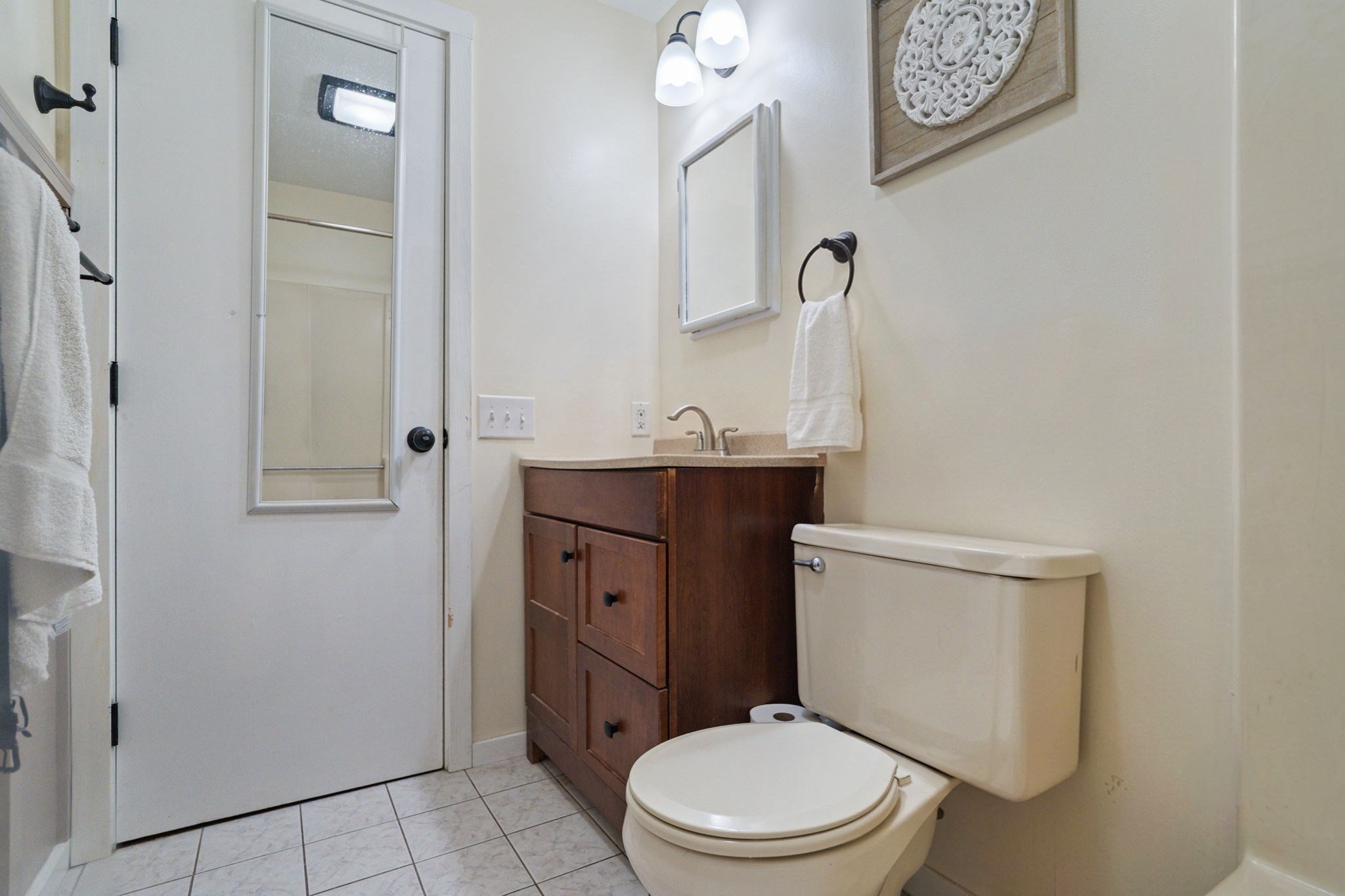 48 Orchard St Property Photo 25