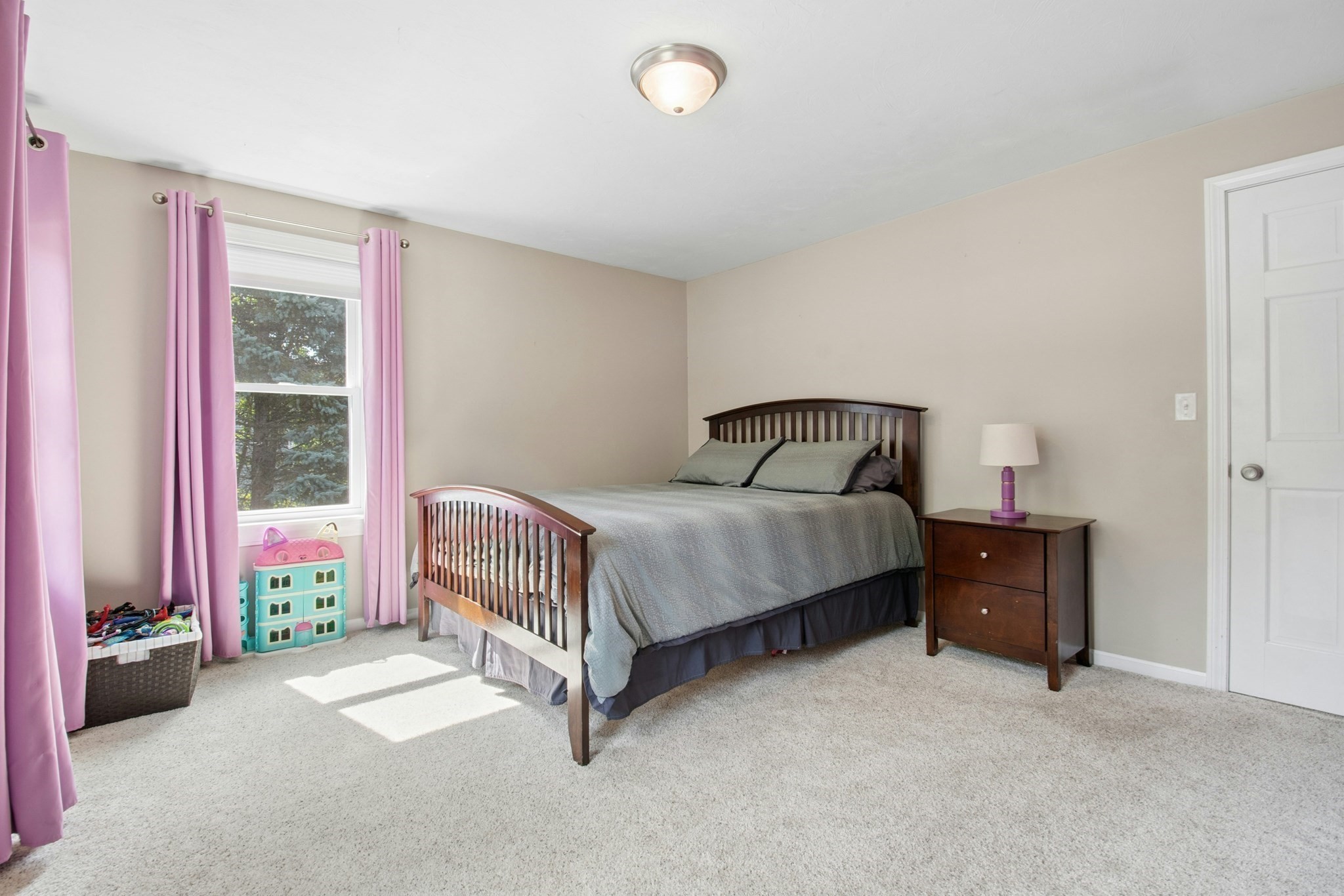 277 Wachusett Street Property Photo 33