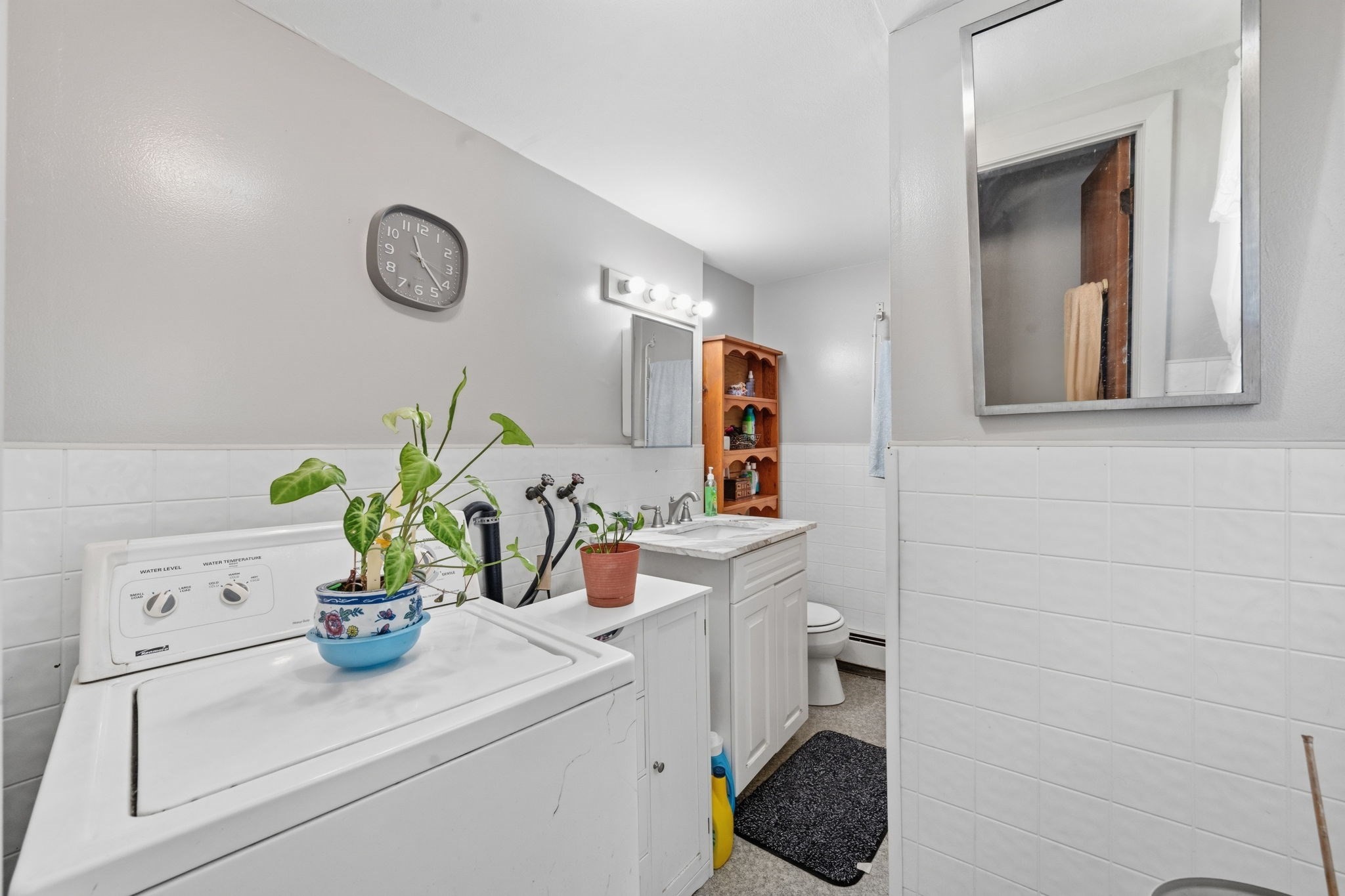 37 Howard St Property Photo 35