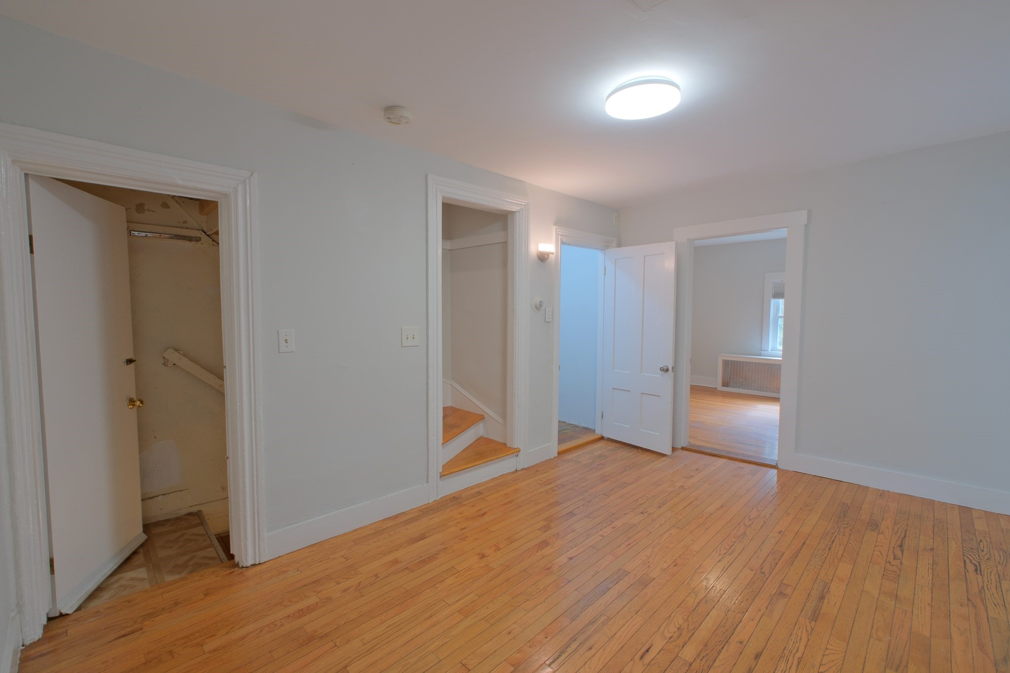 12 Parmenter Pl # 2 Property Photo 5