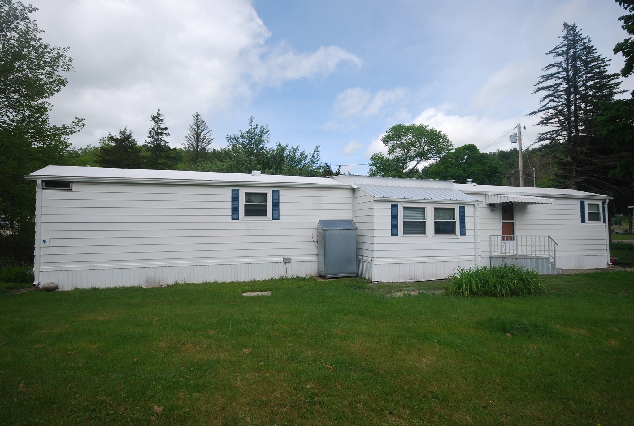 18 Riverview Circle Property Photo 4