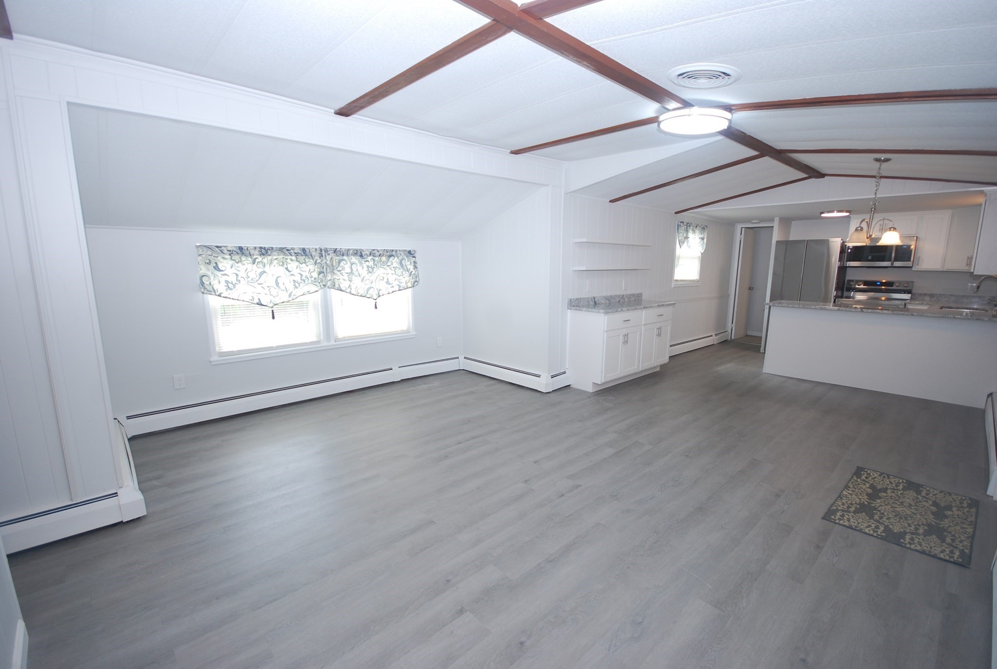 18 Riverview Circle Property Photo 9