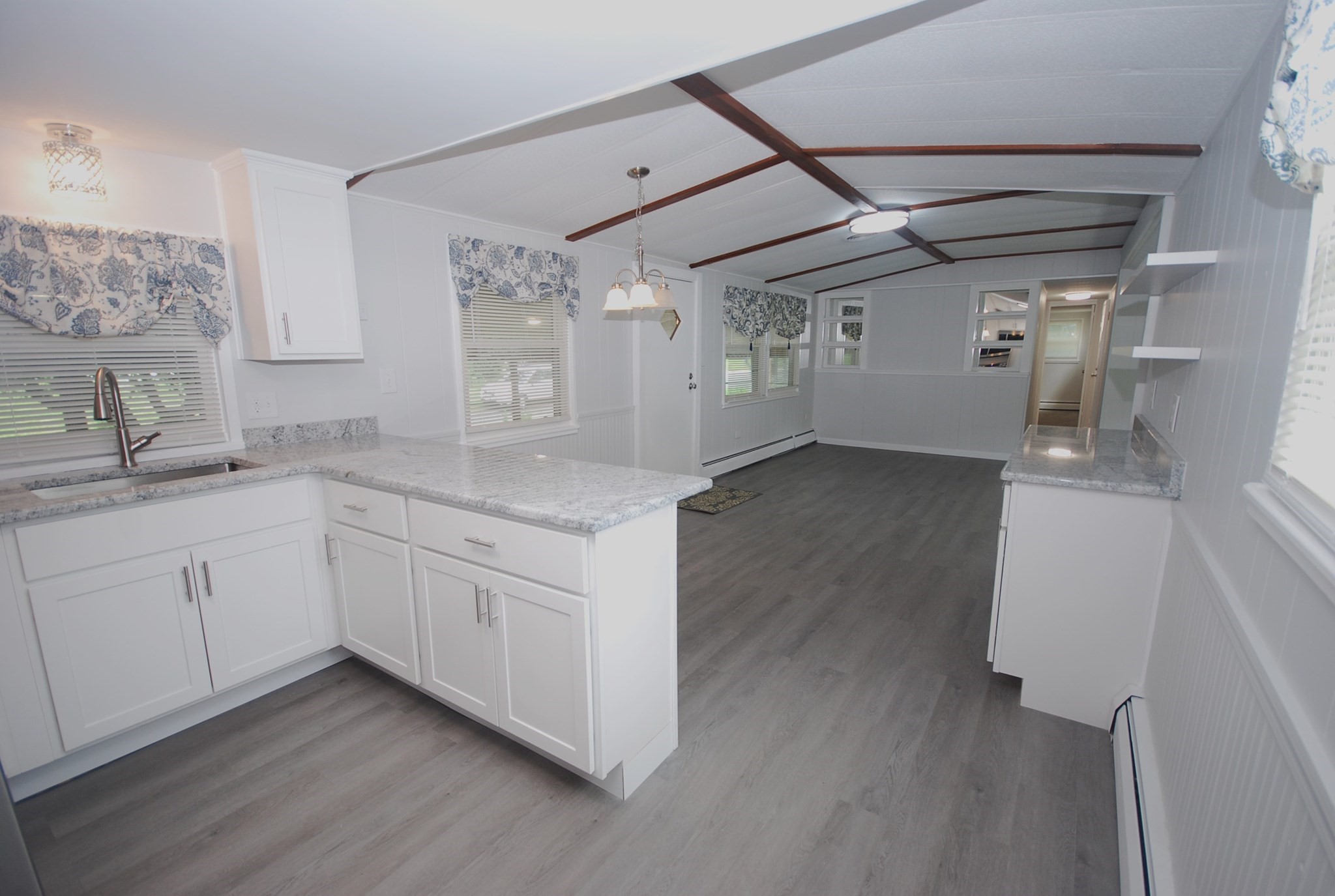 18 Riverview Circle Property Photo 11