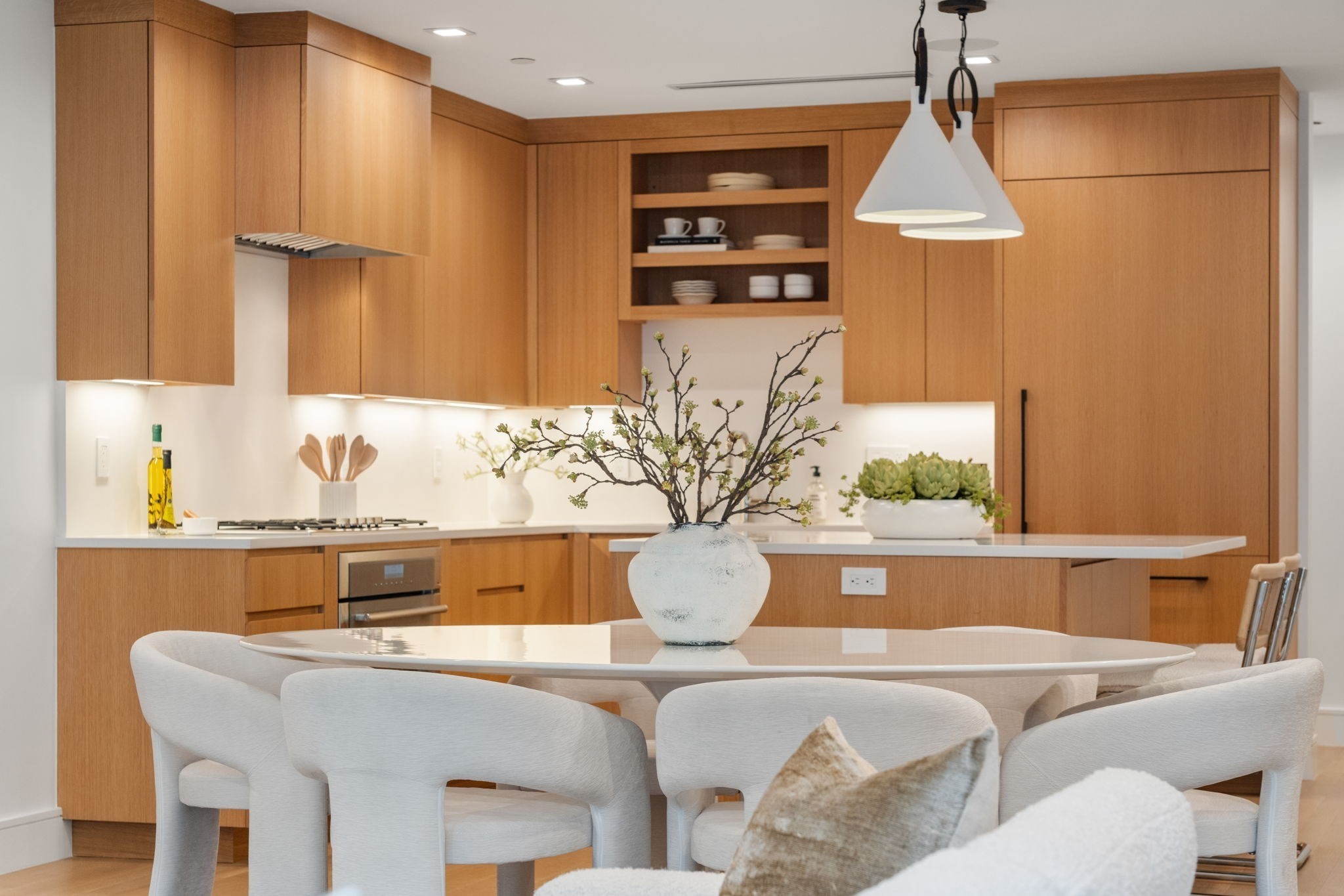 189 W Brookline St Property Photo 3