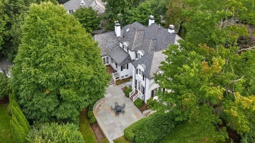 97 Arnold Road Property Photo 4