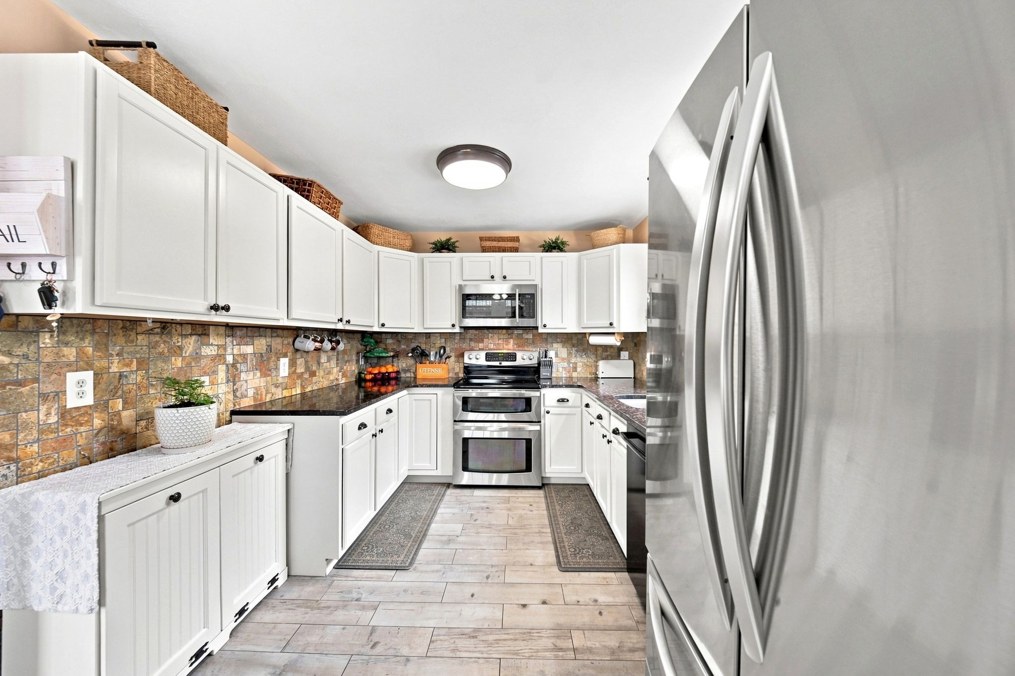 31 Ayer St # 31 Property Photo 6