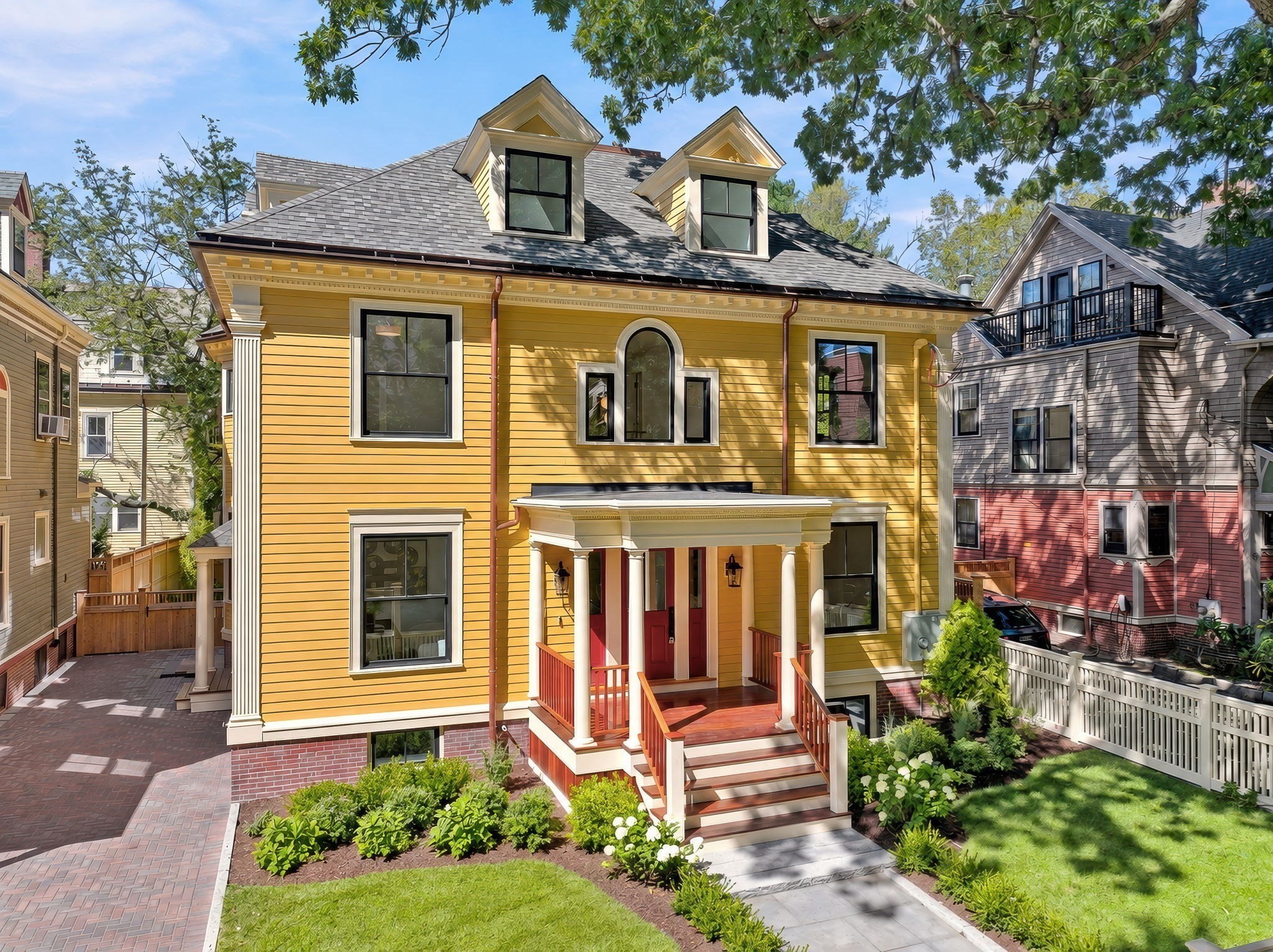 65 Hammond Street Property Photo 1