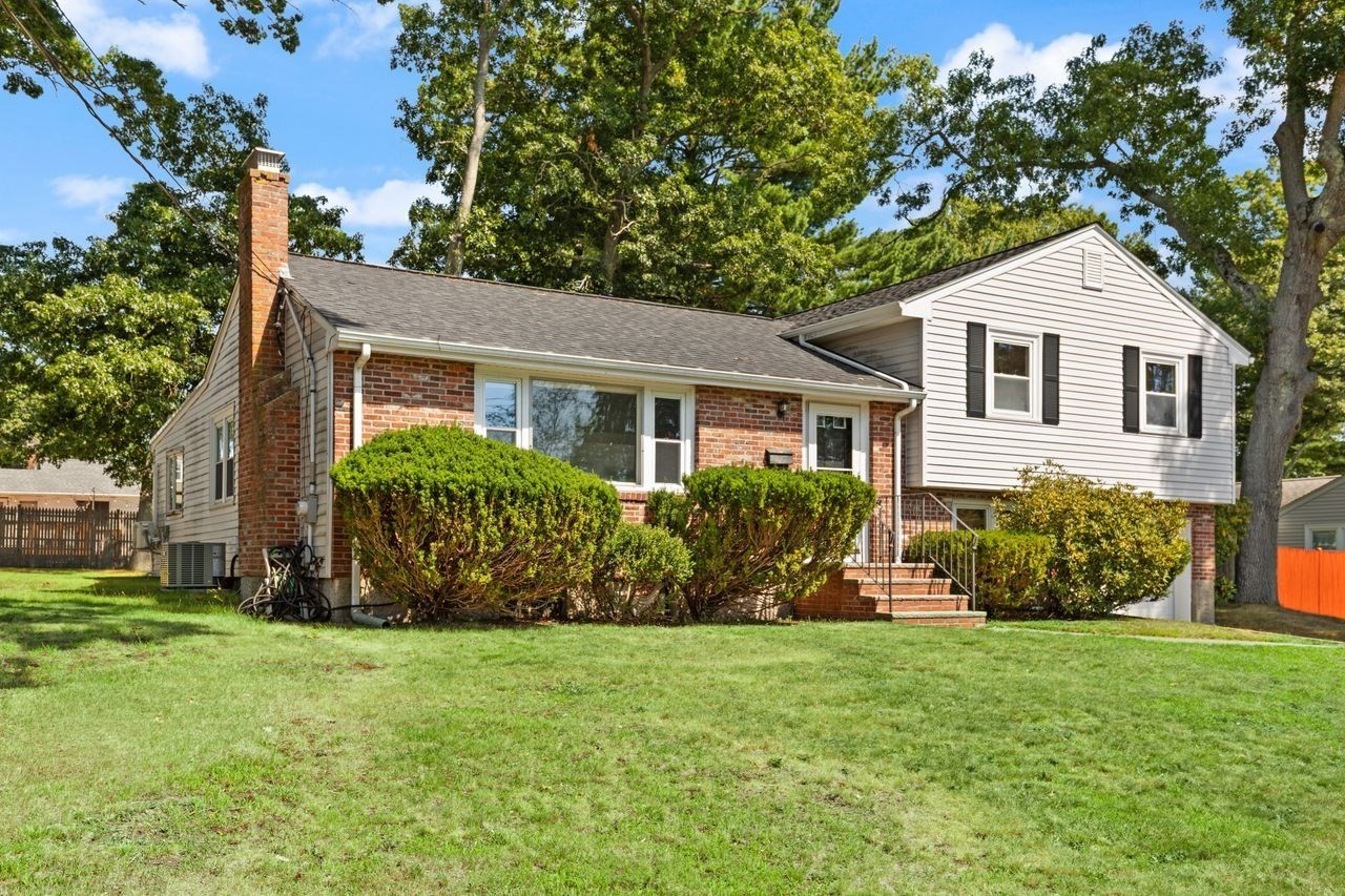 11 Imrie St Property Photo 2
