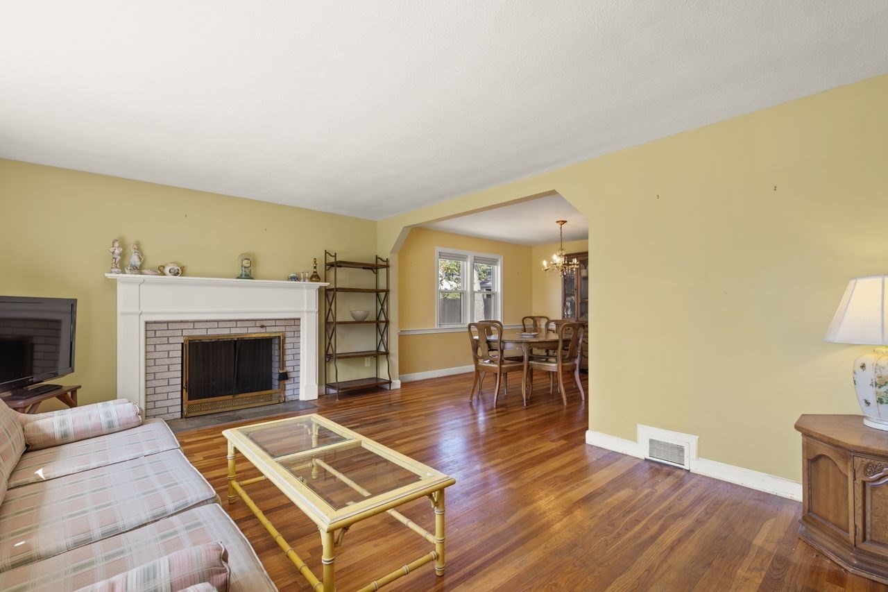 11 Imrie St Property Photo 5